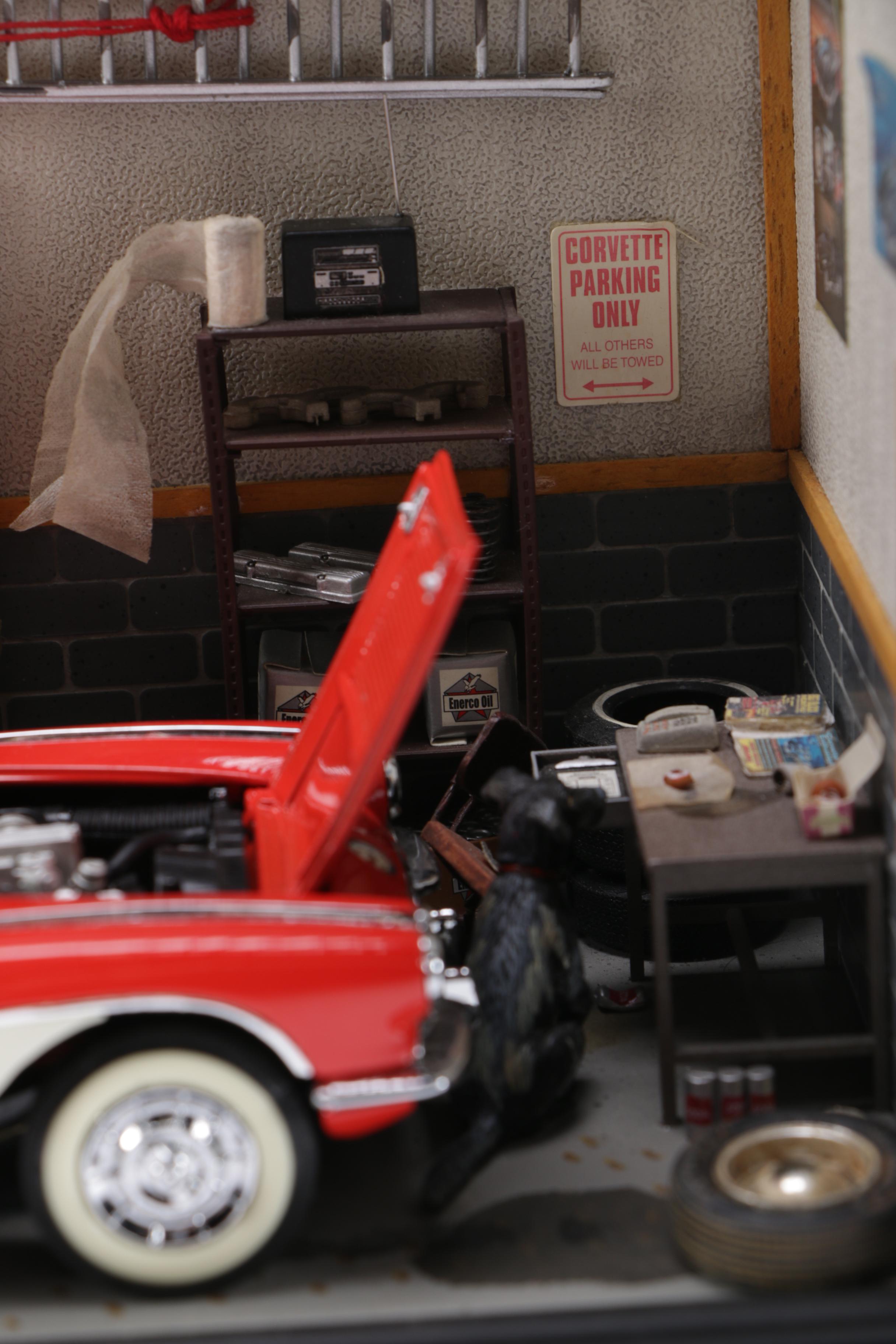 Franklin Mint Corvette Garage Diorama