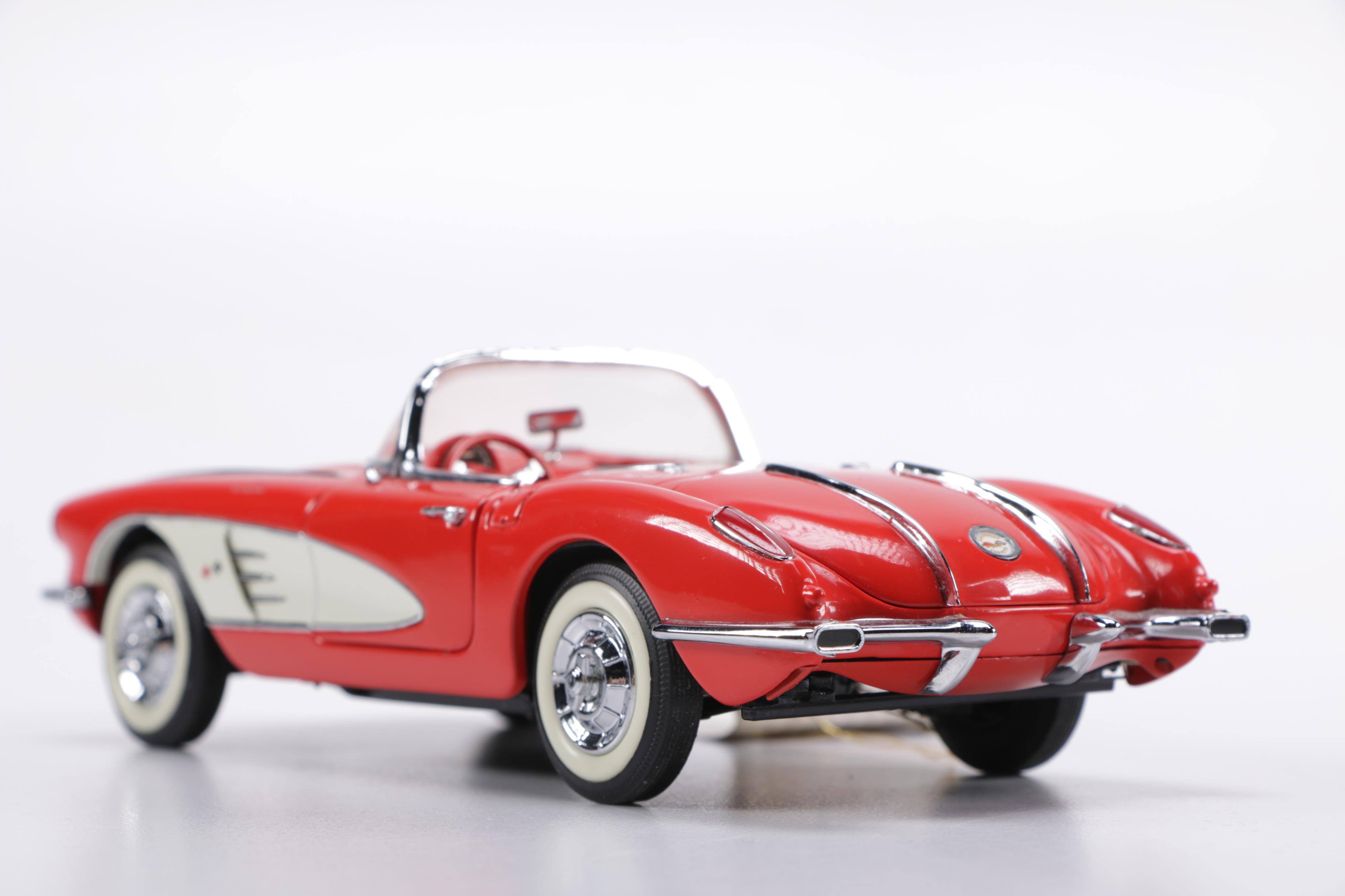 Franklin Mint Corvette Garage Diorama