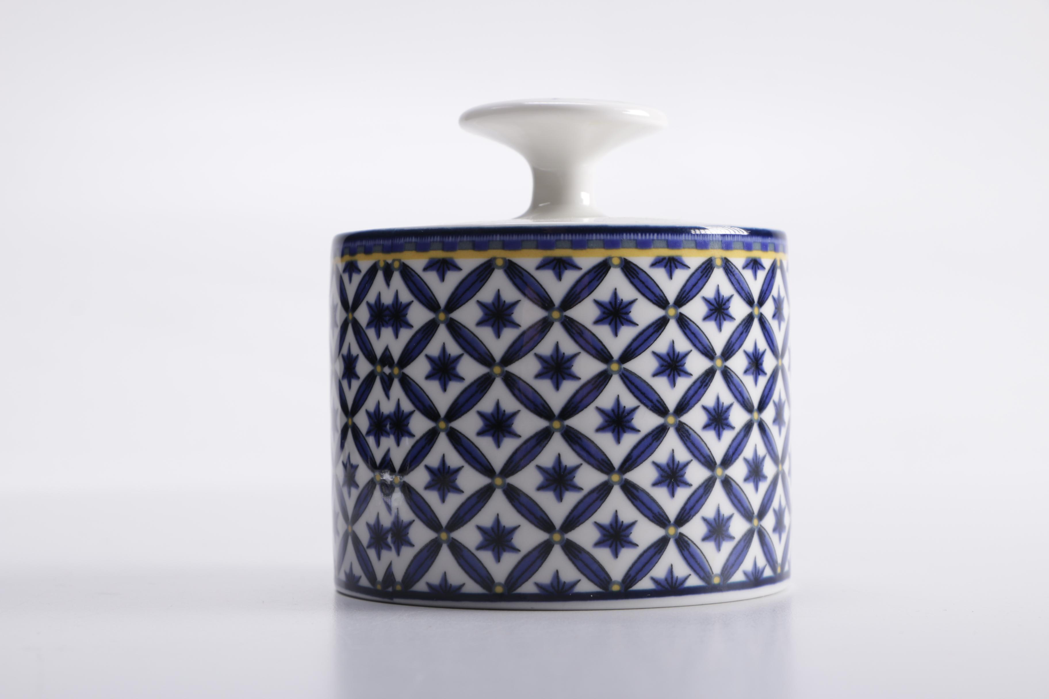 Modern Victoria & Beale "Williamsburg" Porcelain Dishes