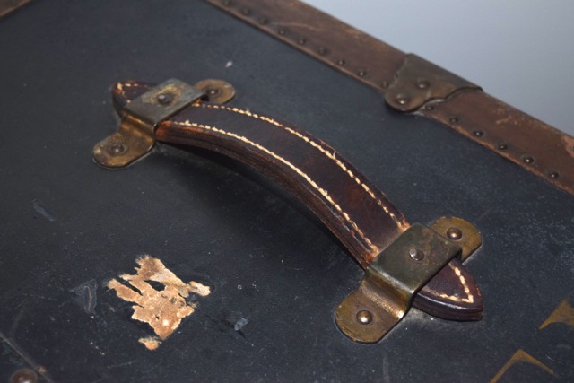 Antique Hirschfelder& Meaney Steamer Trunk