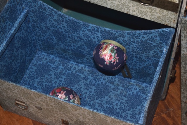 Antique Hirschfelder& Meaney Steamer Trunk