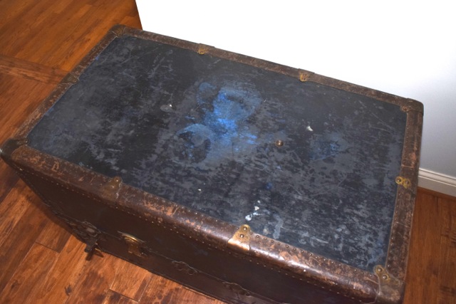 Antique Hirschfelder& Meaney Steamer Trunk