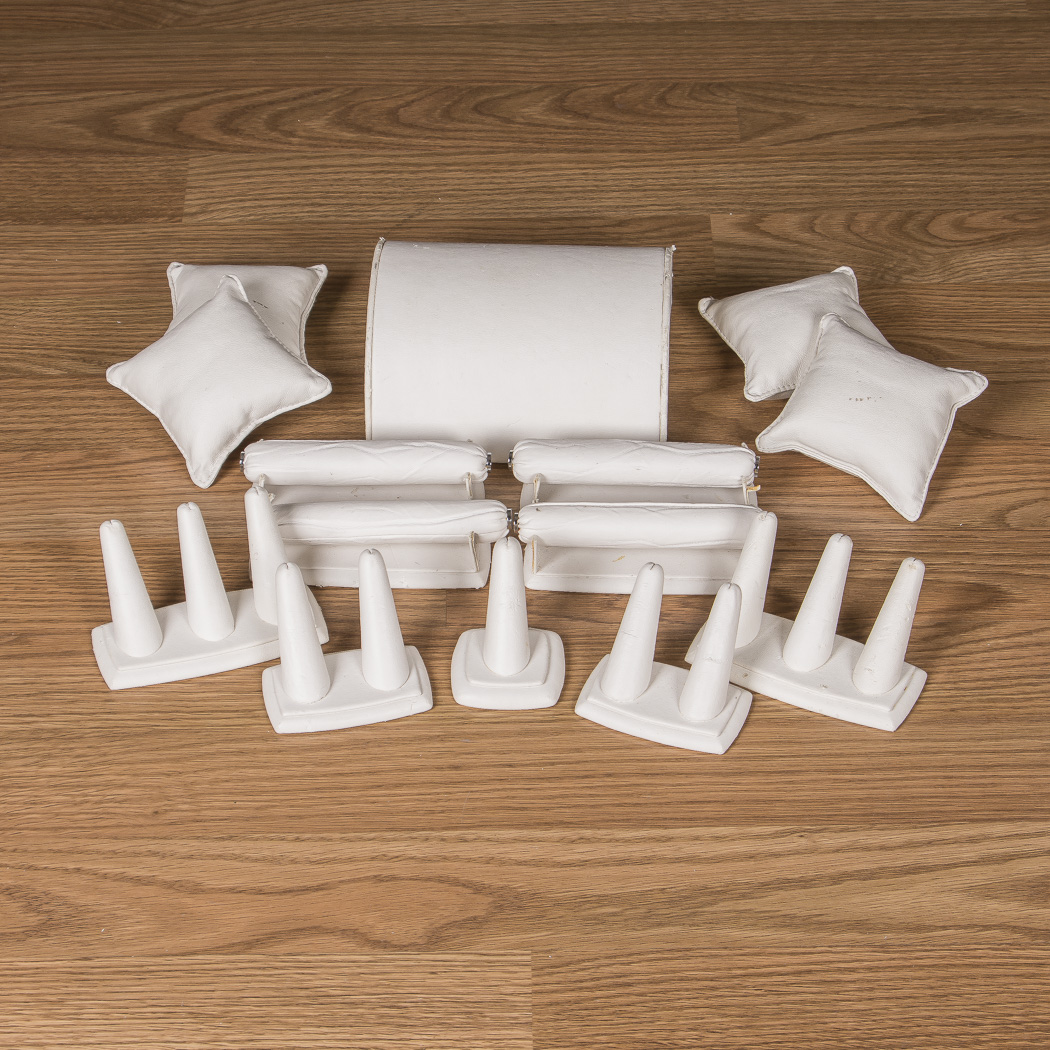 Jewelry Display Forms