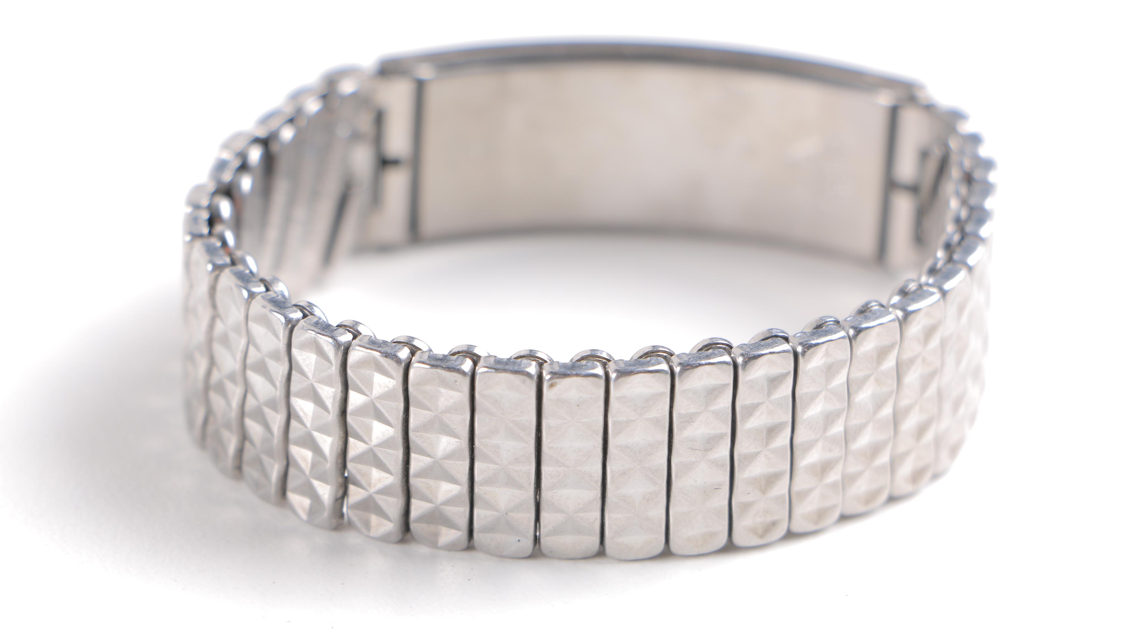 Men's Necklaces and Bracelets