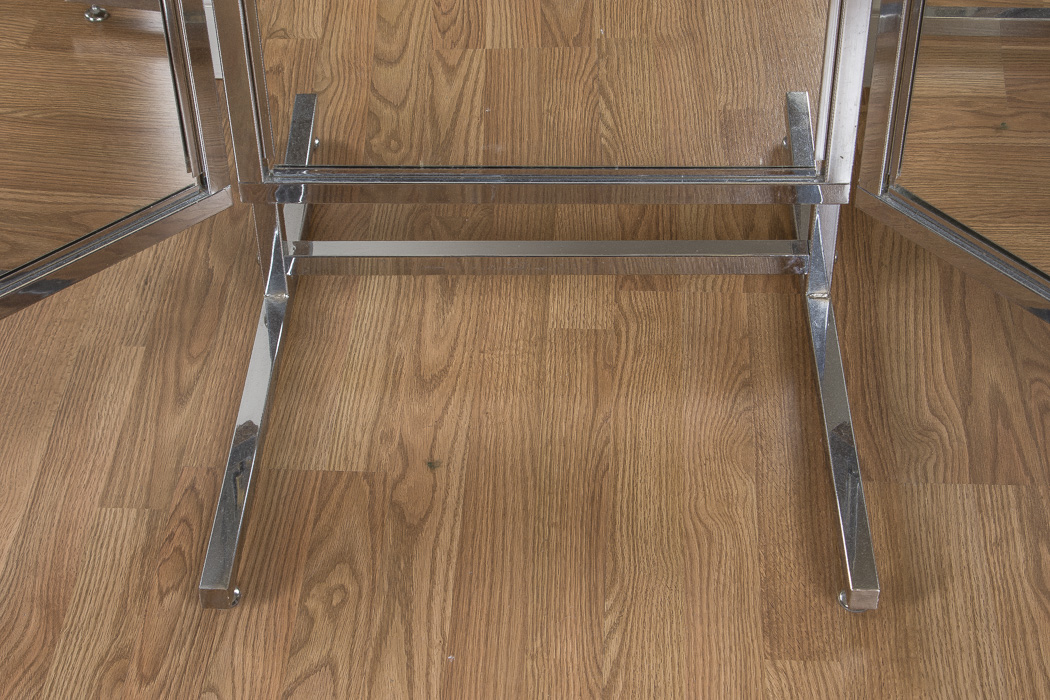 Tri-Folding Freestanding Mirror