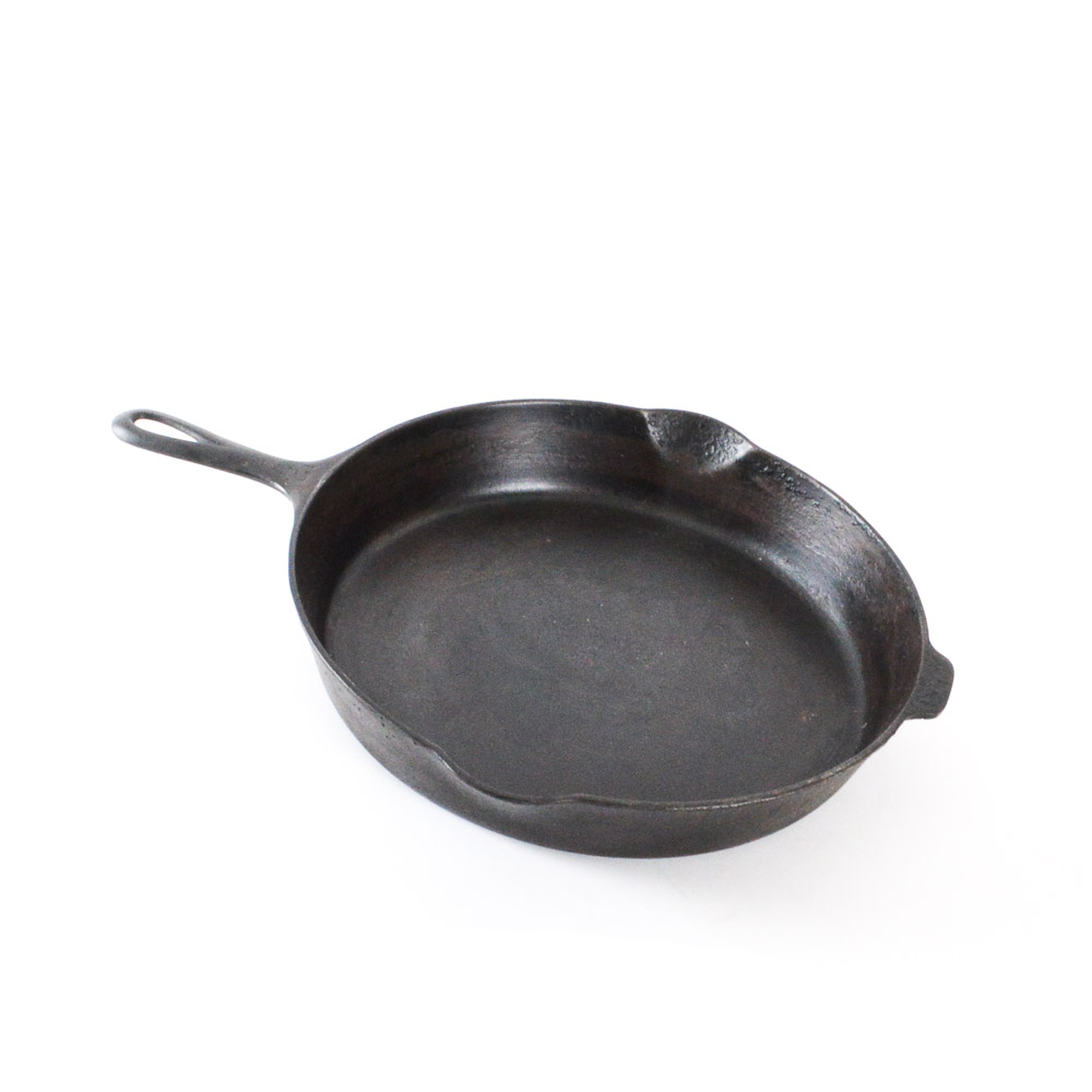 Griswold No. 12 Cast Iron Skillet