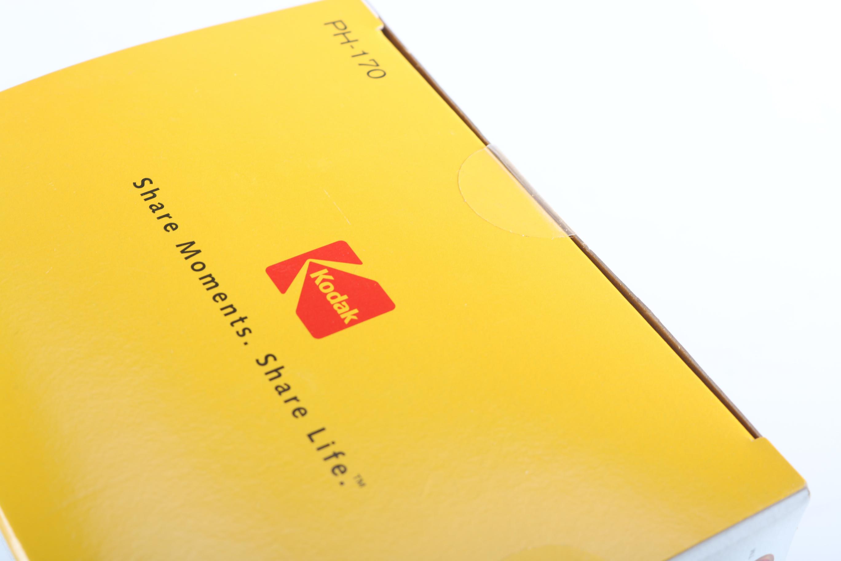 Kodak EasyShare Digital Camera and Remote Printer