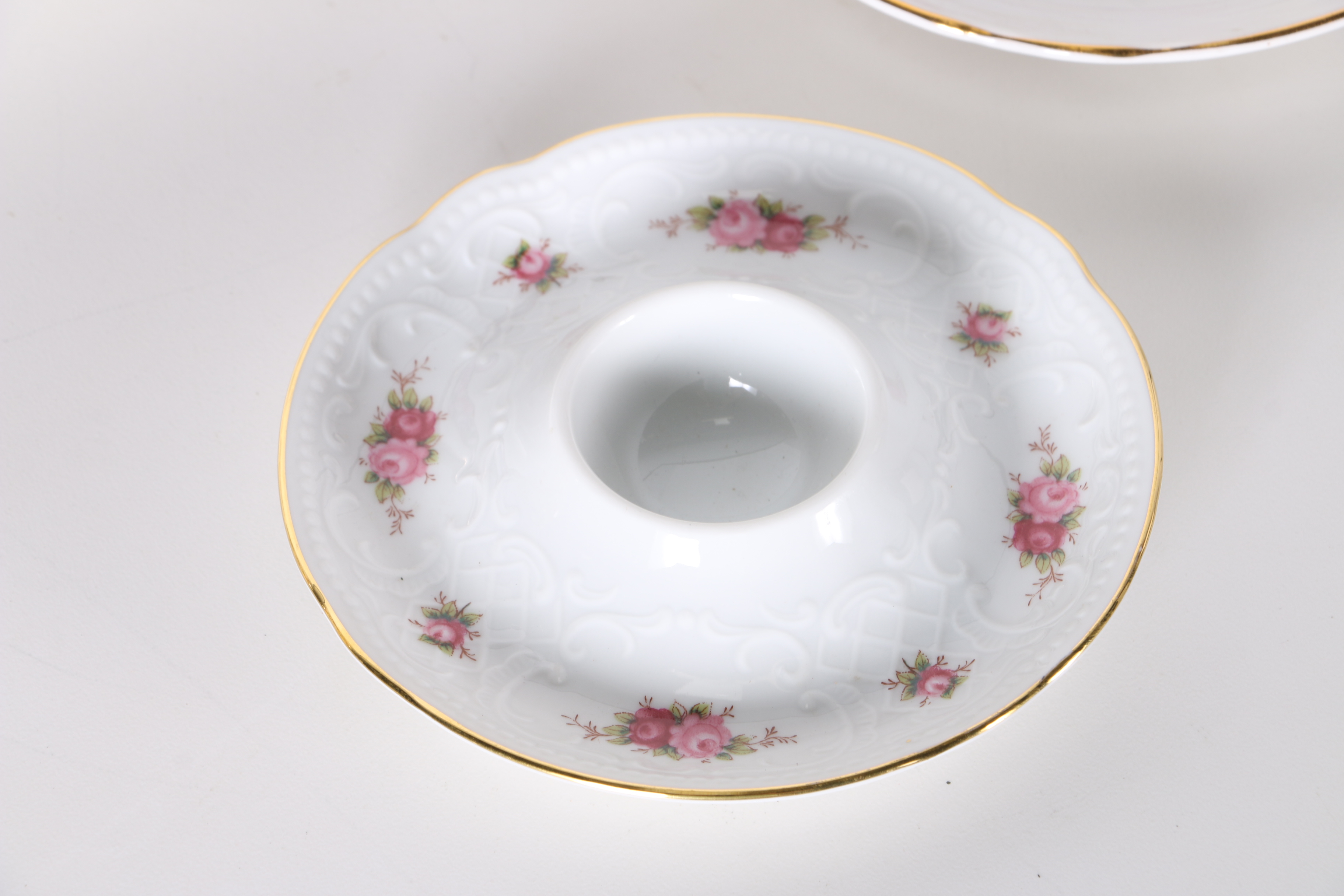 Floral Tableware Featuring Masons
