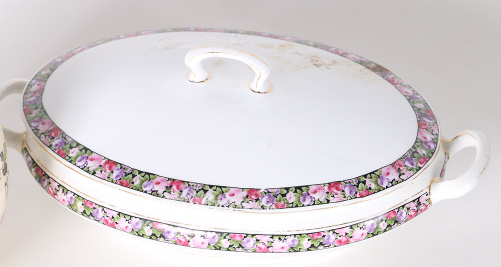 Floral Tableware Featuring Masons