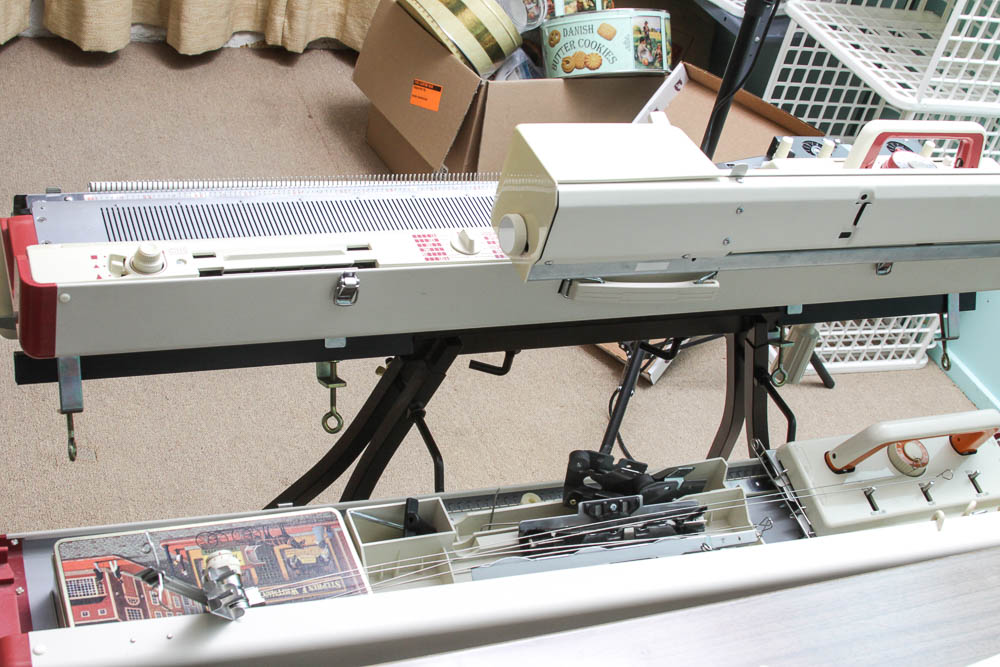 Toyota KS-950 Automatic Knitting Machine