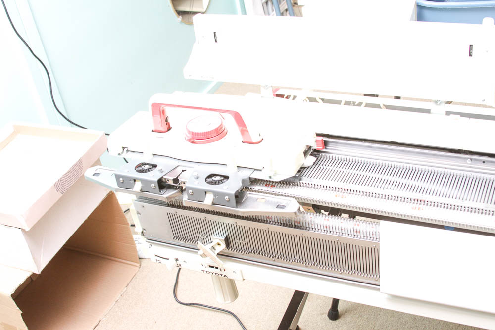 Toyota KS-950 Automatic Knitting Machine