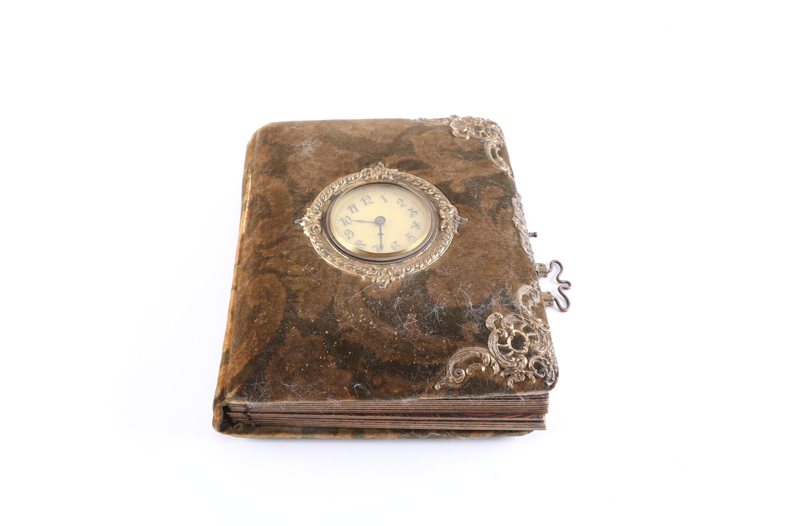 Victorian Style Photo Booklets