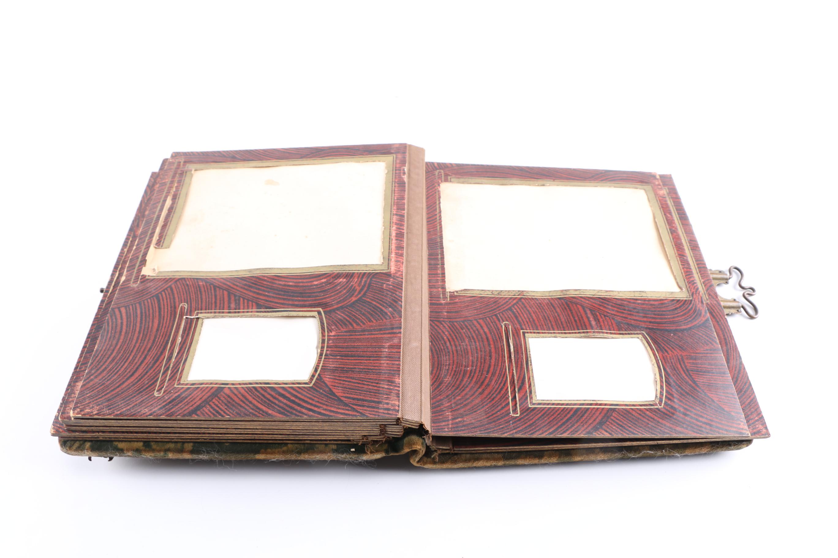 Victorian Style Photo Booklets