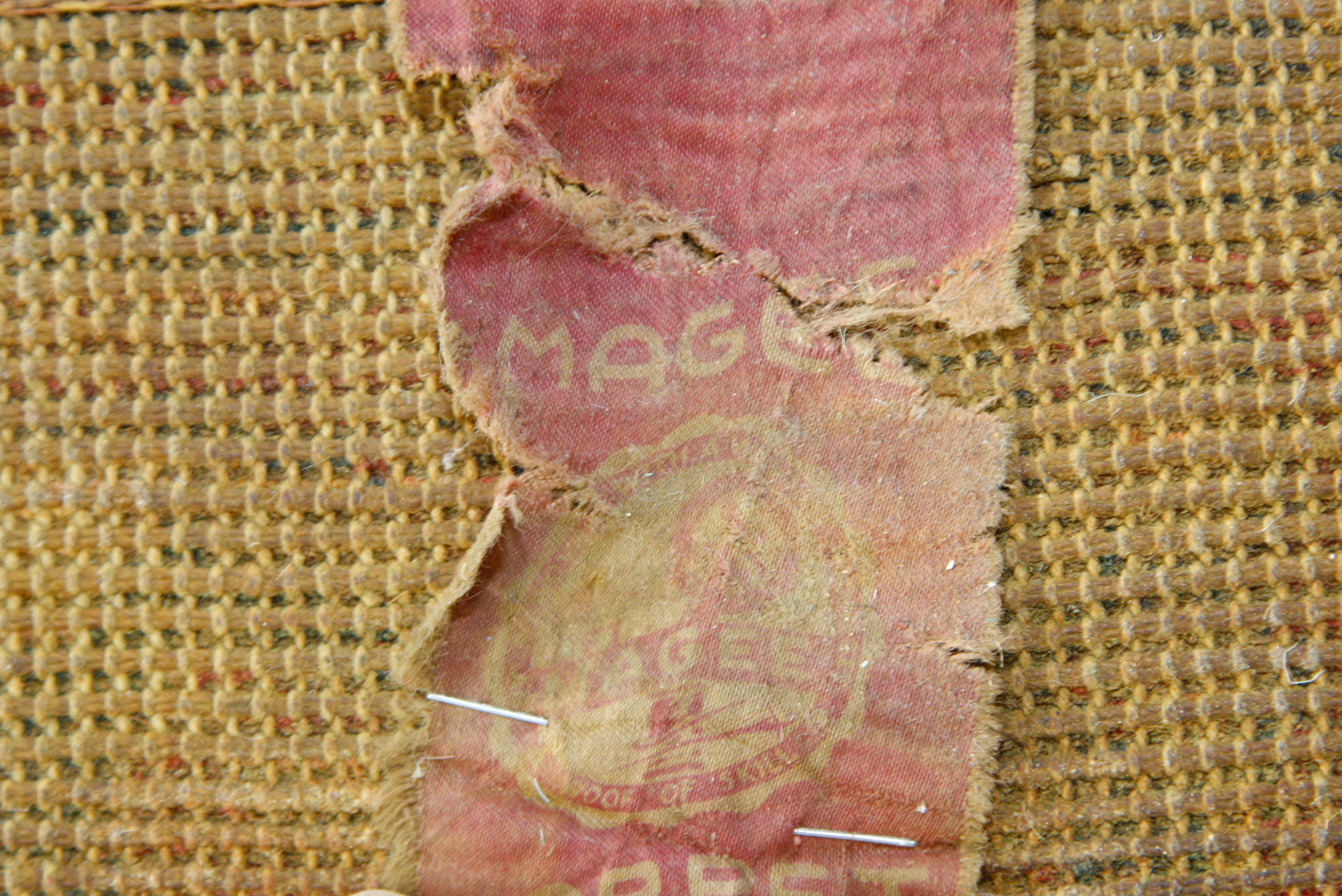 Large Power Loomed Semi-Antique Lilihan-Style Wool Area Rug