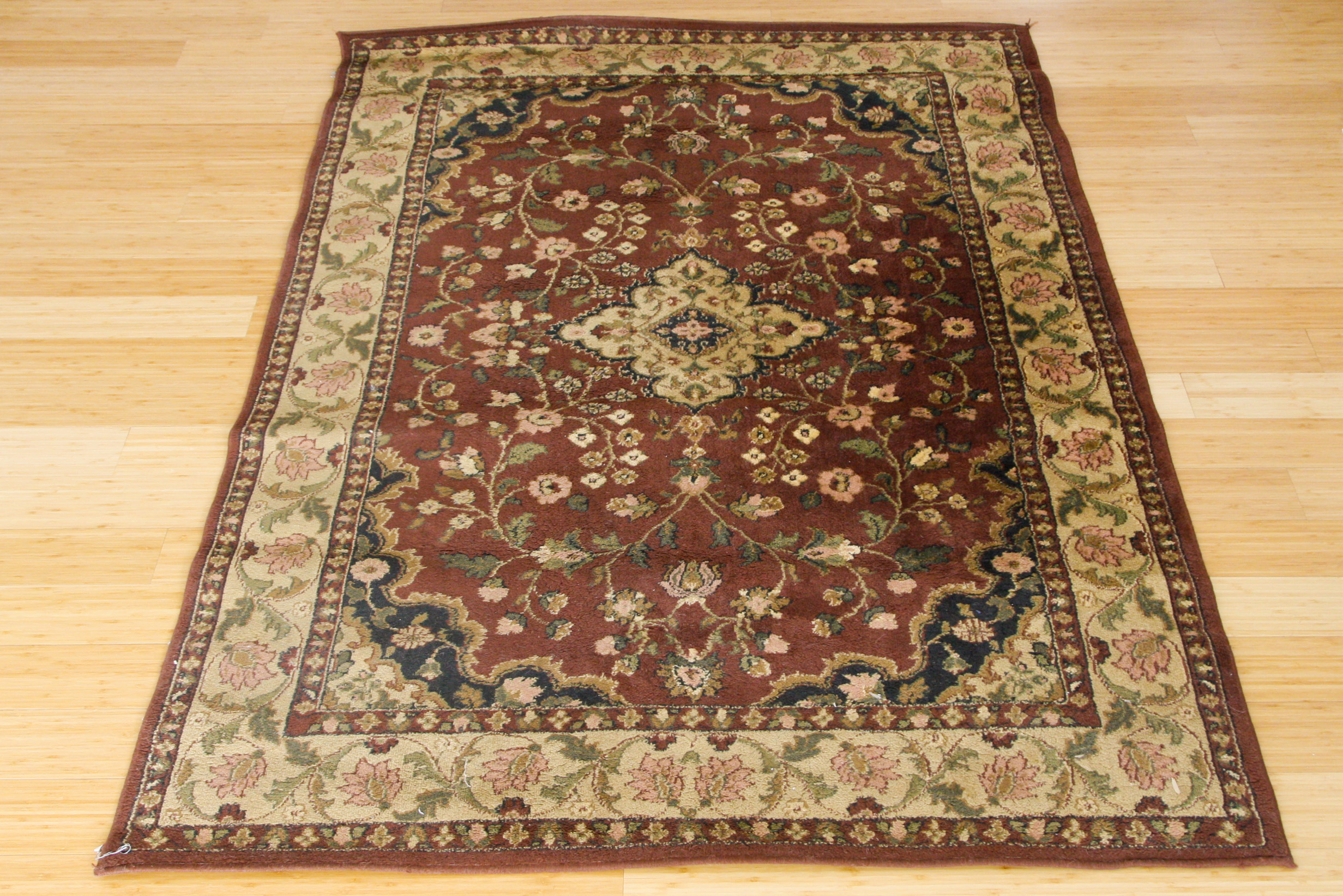 Machine Woven Persian-Style Floral Medallion Area Rug
