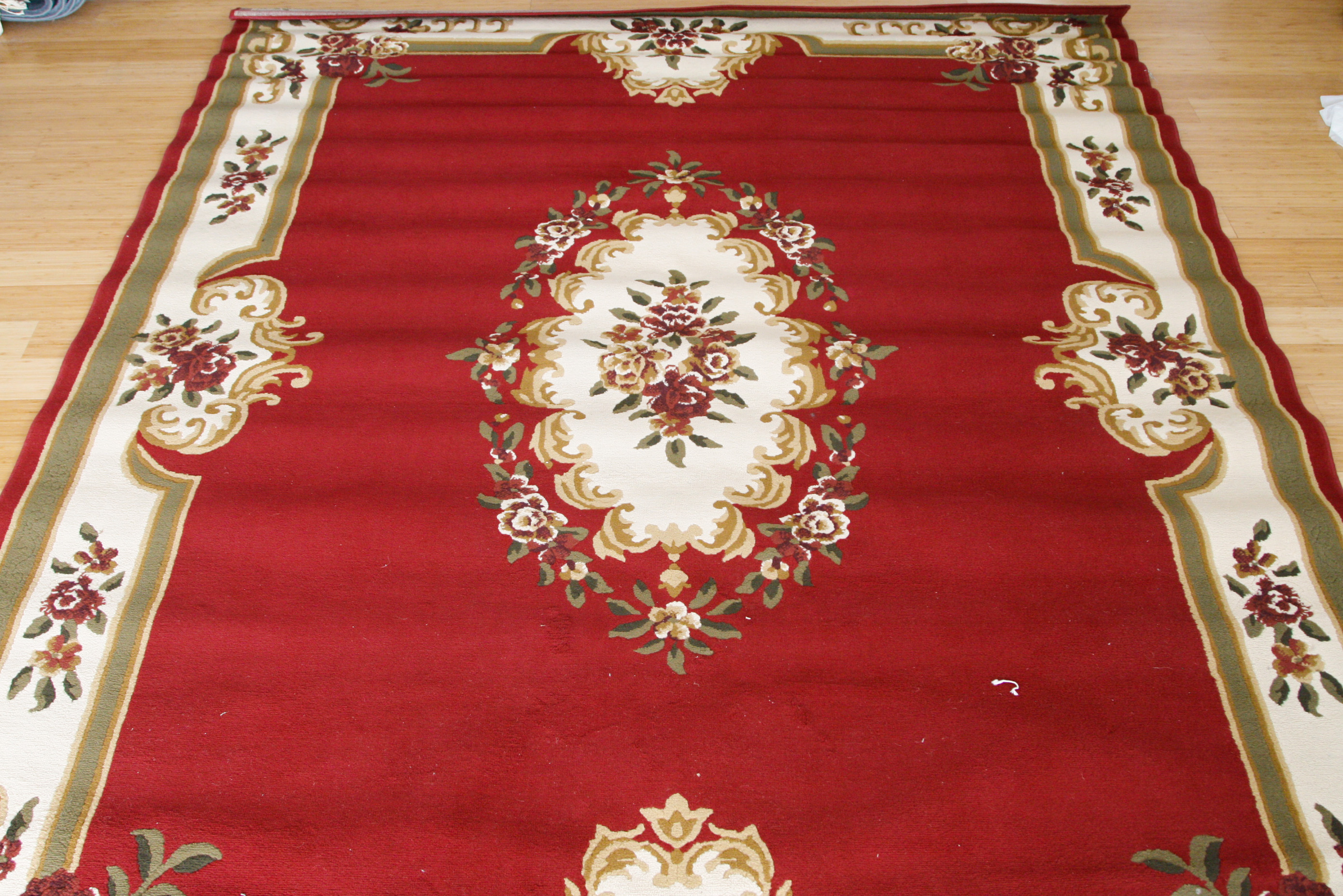 Large Machine Woven Classical Area Rug By Oriental Weavers