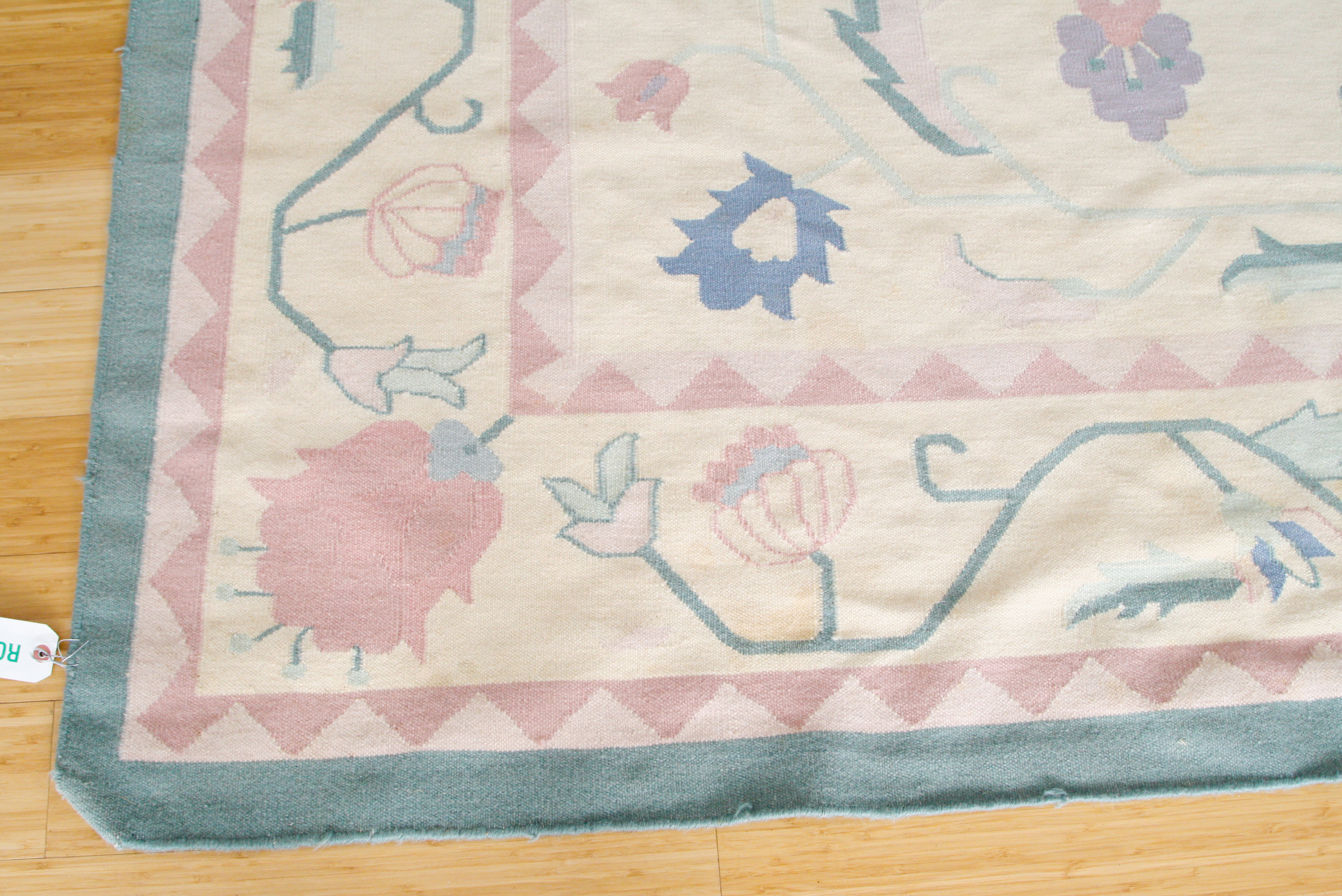 Large Handwoven Flat Weave Dhurrie Rug