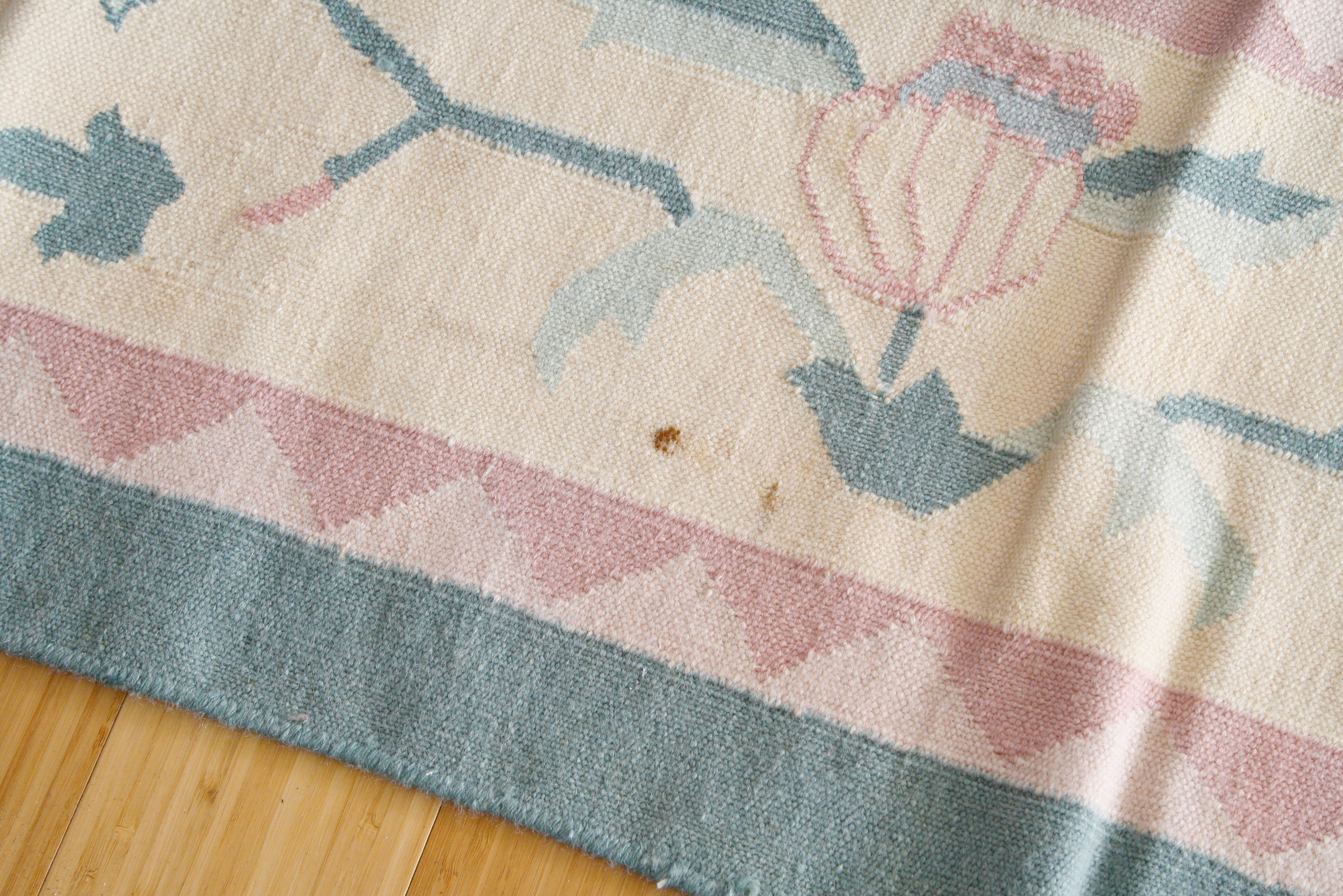 Large Handwoven Flat Weave Dhurrie Rug