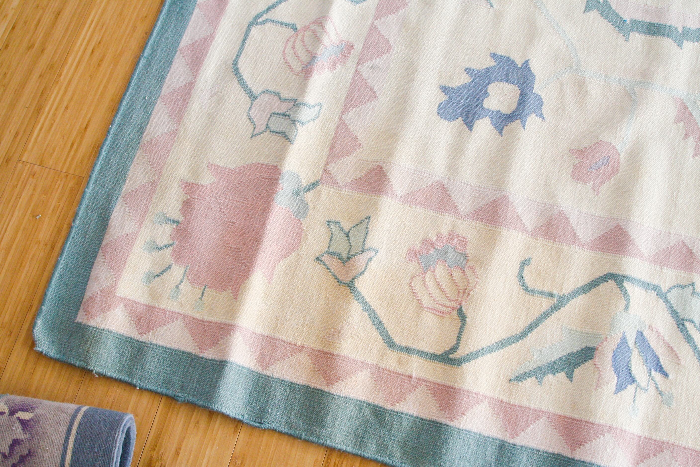 Large Handwoven Flat Weave Dhurrie Rug