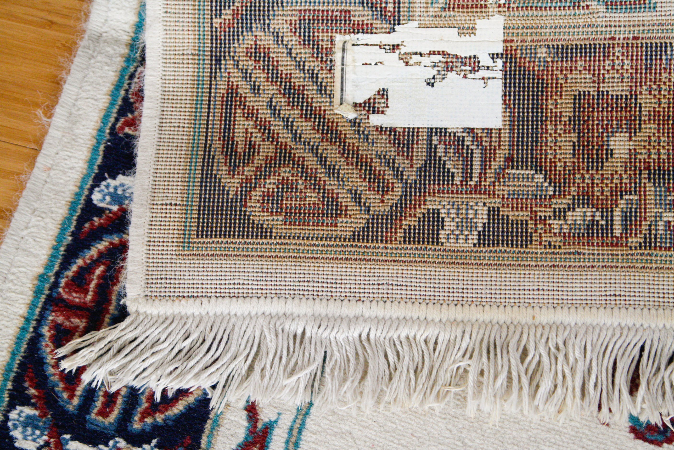 Machine Woven Chinese-Style Medallion Area Rug