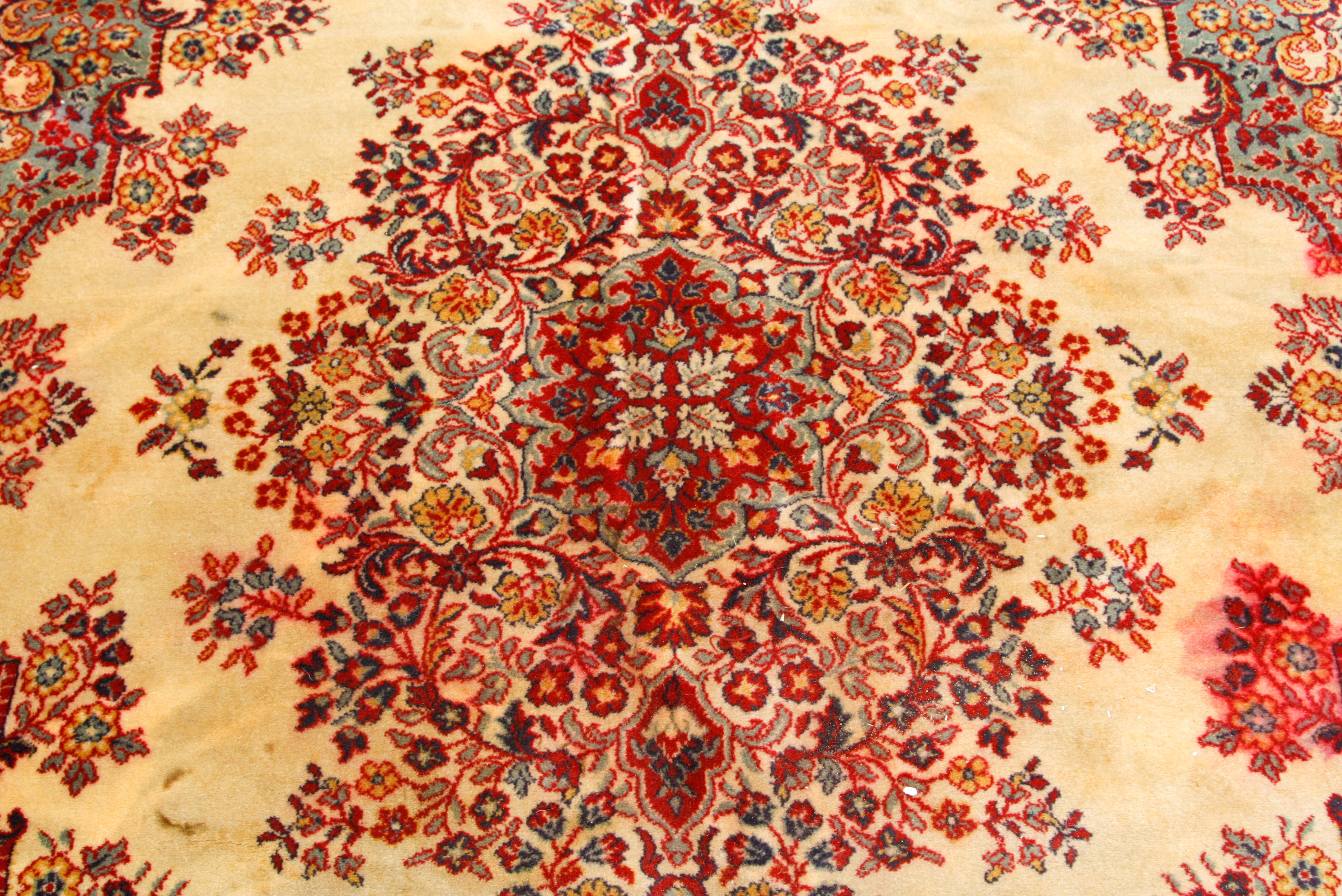 Large Machine Woven Persian-Style Floral Medallion Rug