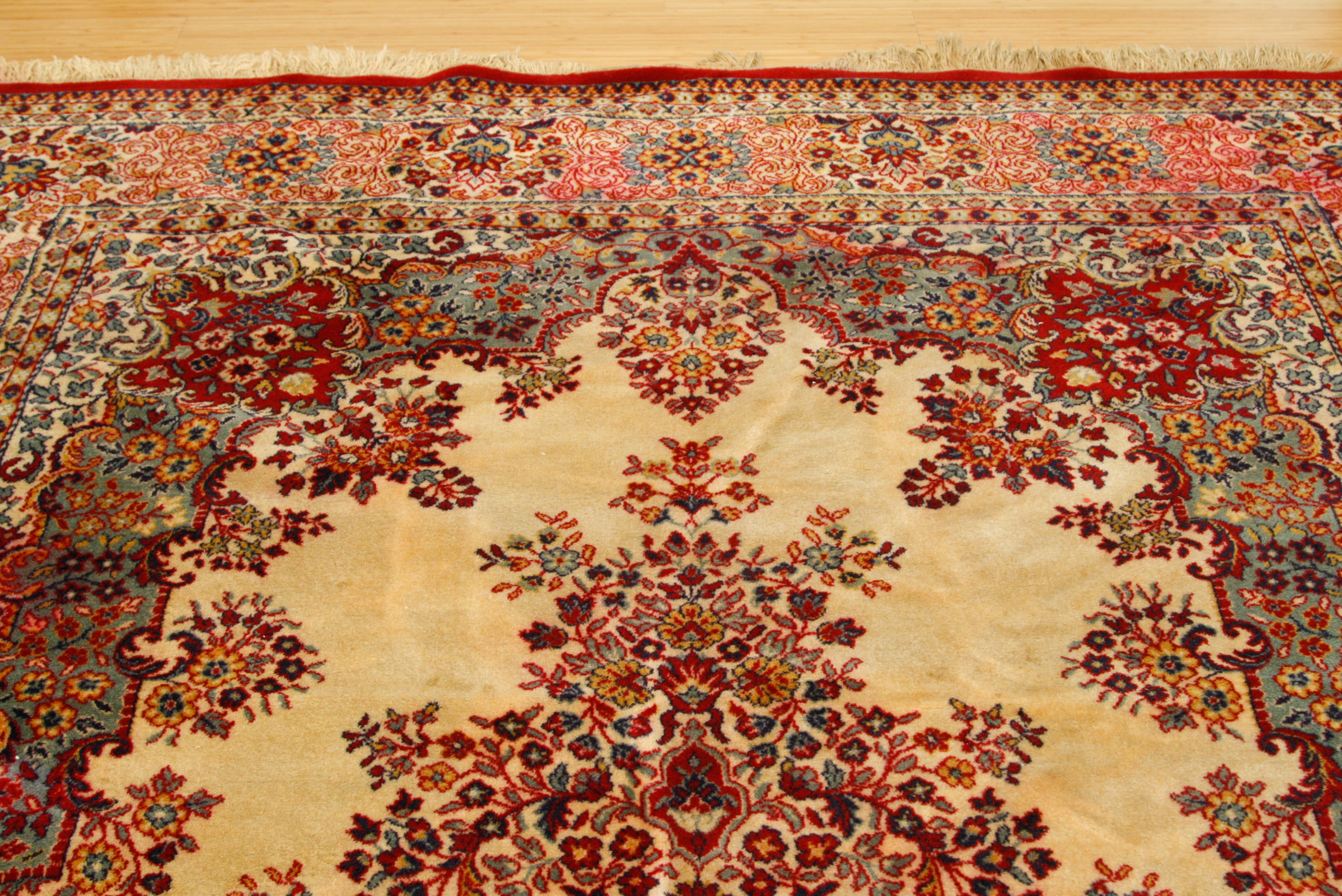 Large Machine Woven Persian-Style Floral Medallion Rug
