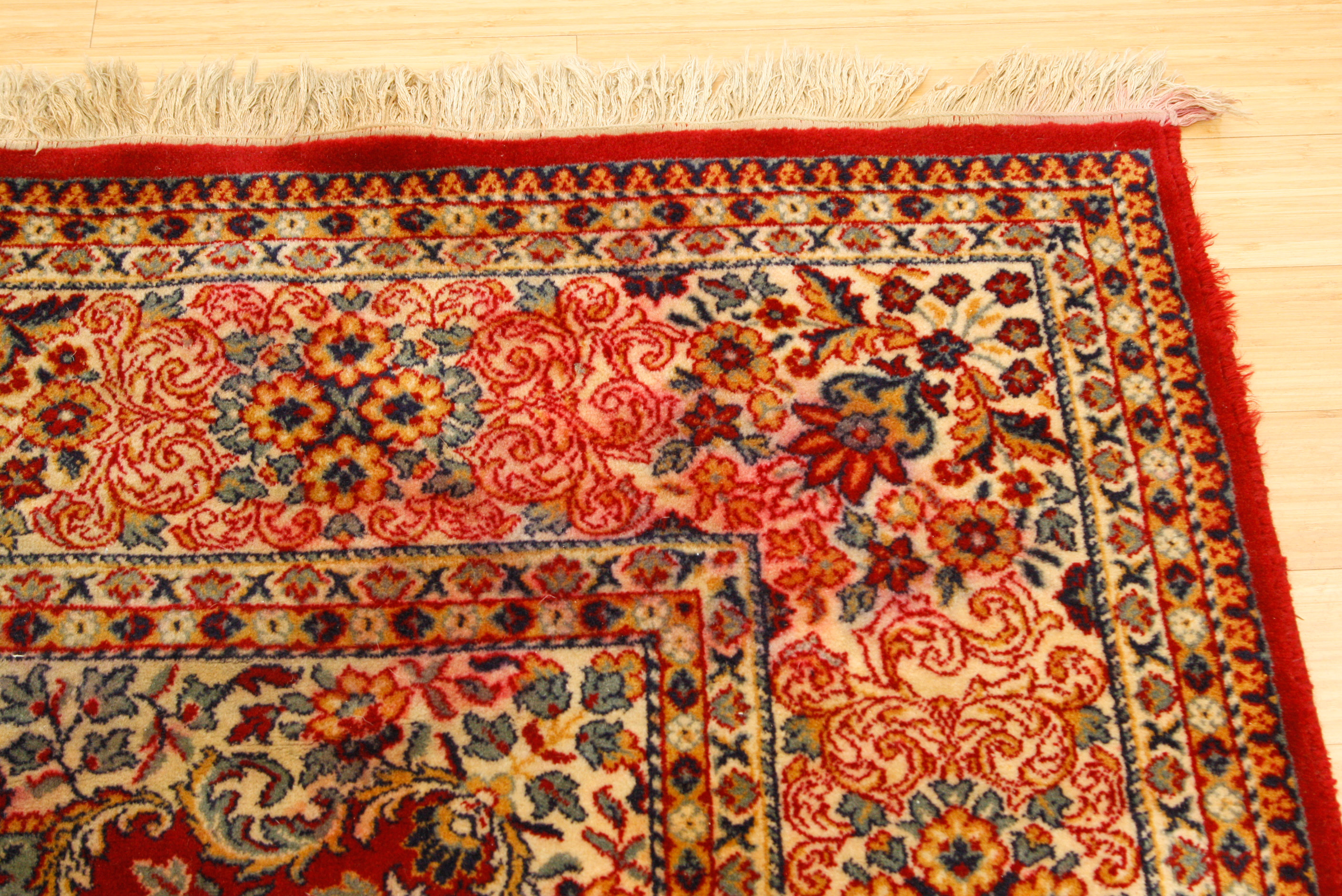 Large Machine Woven Persian-Style Floral Medallion Rug