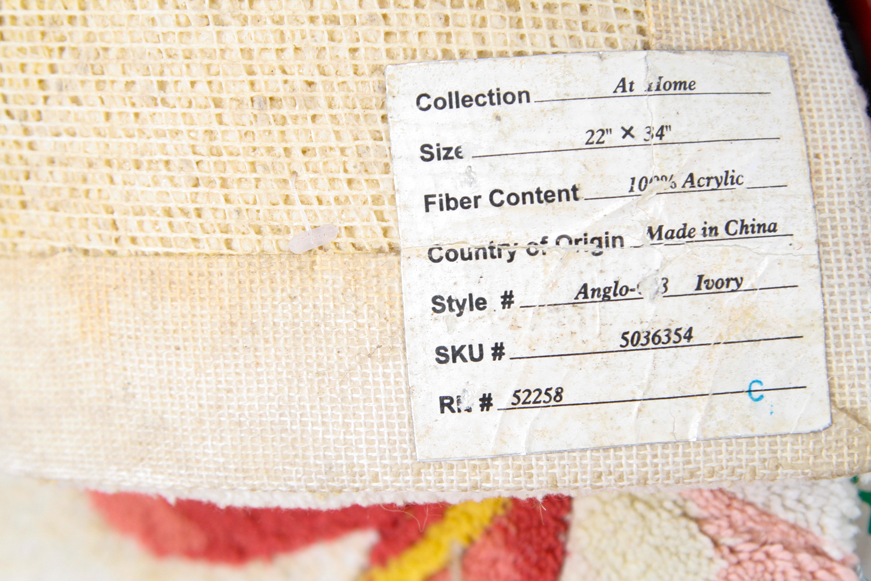 Small Tufted Floral Floor Mat