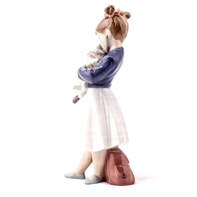 Lladro "You'll Feel Better" Figurine
