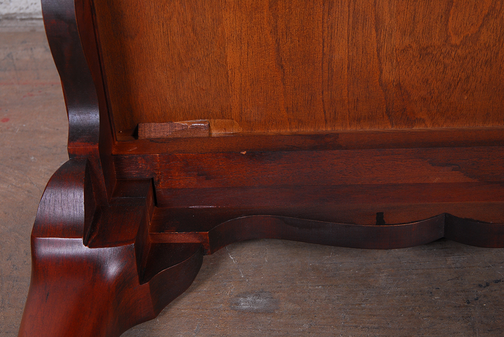 Henkel-Harris Cherry Federal Style Side Table