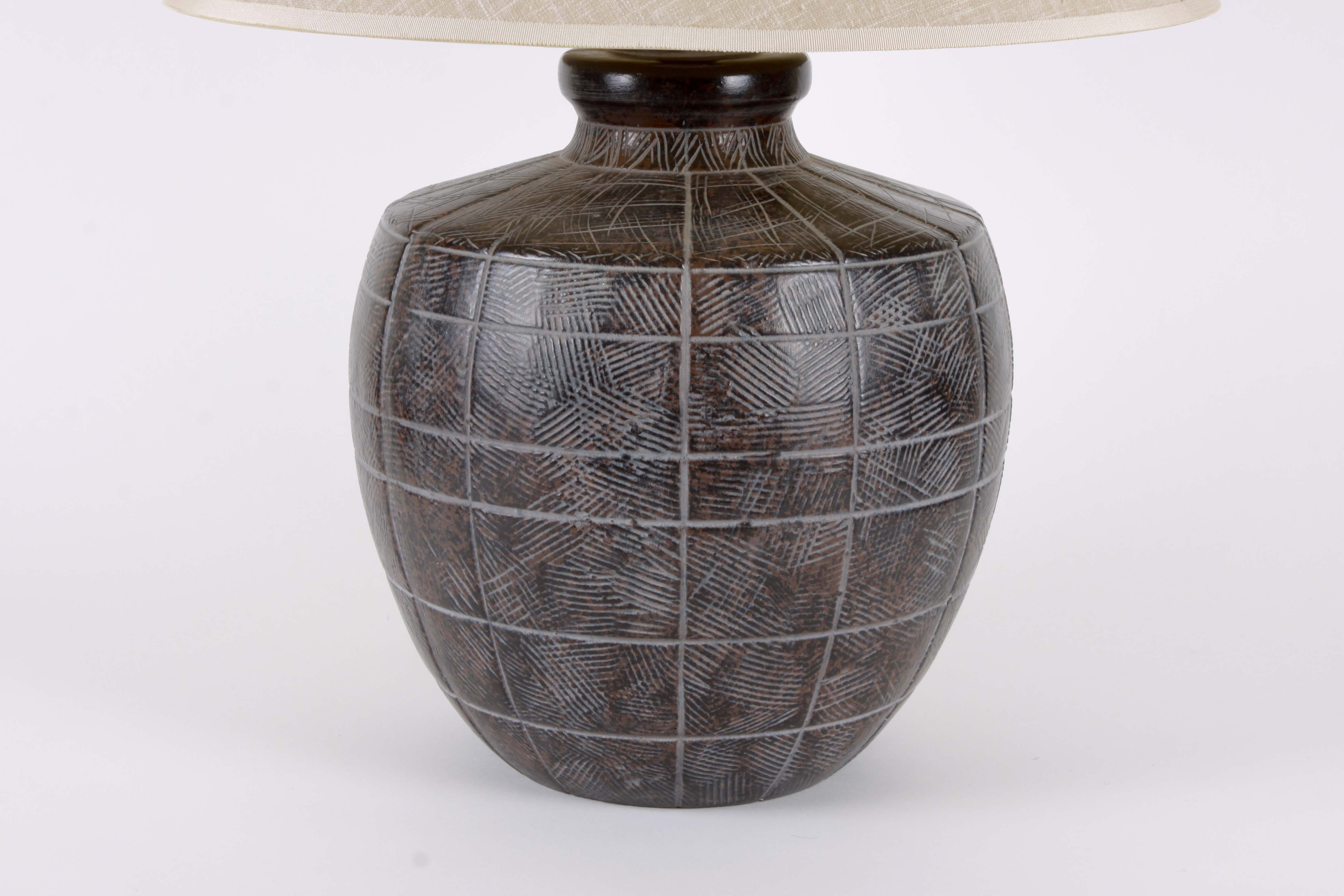 Decorative Pottery Table Lamp