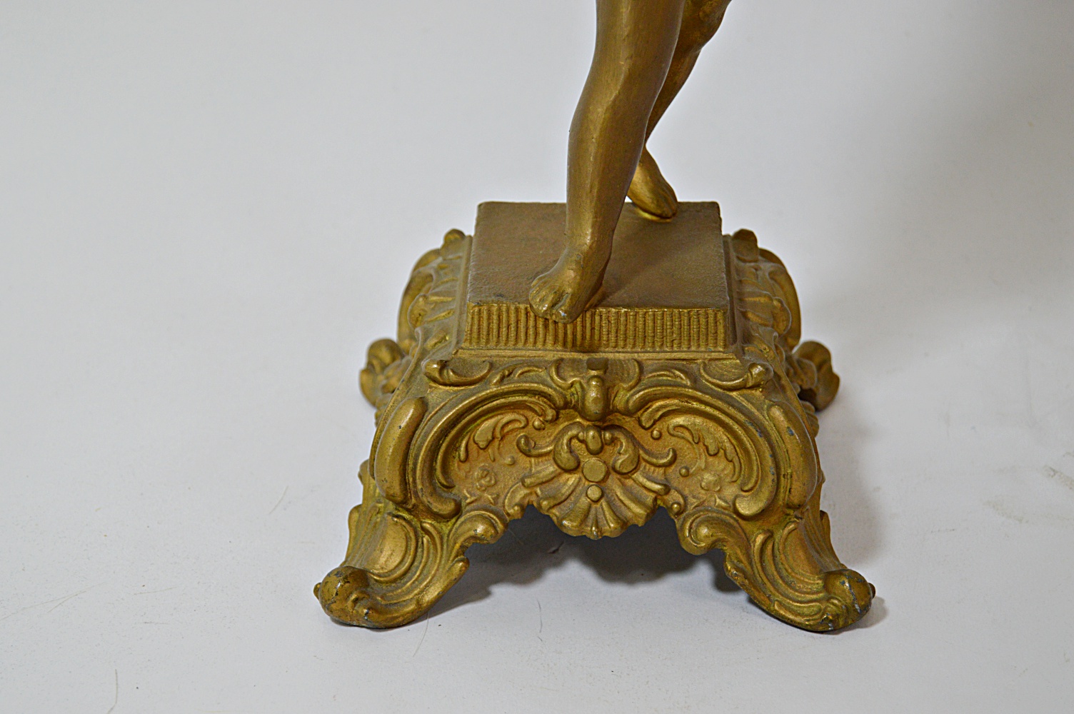 Late 19th Century Rococo Style Ormolu Figural Mantle Clock