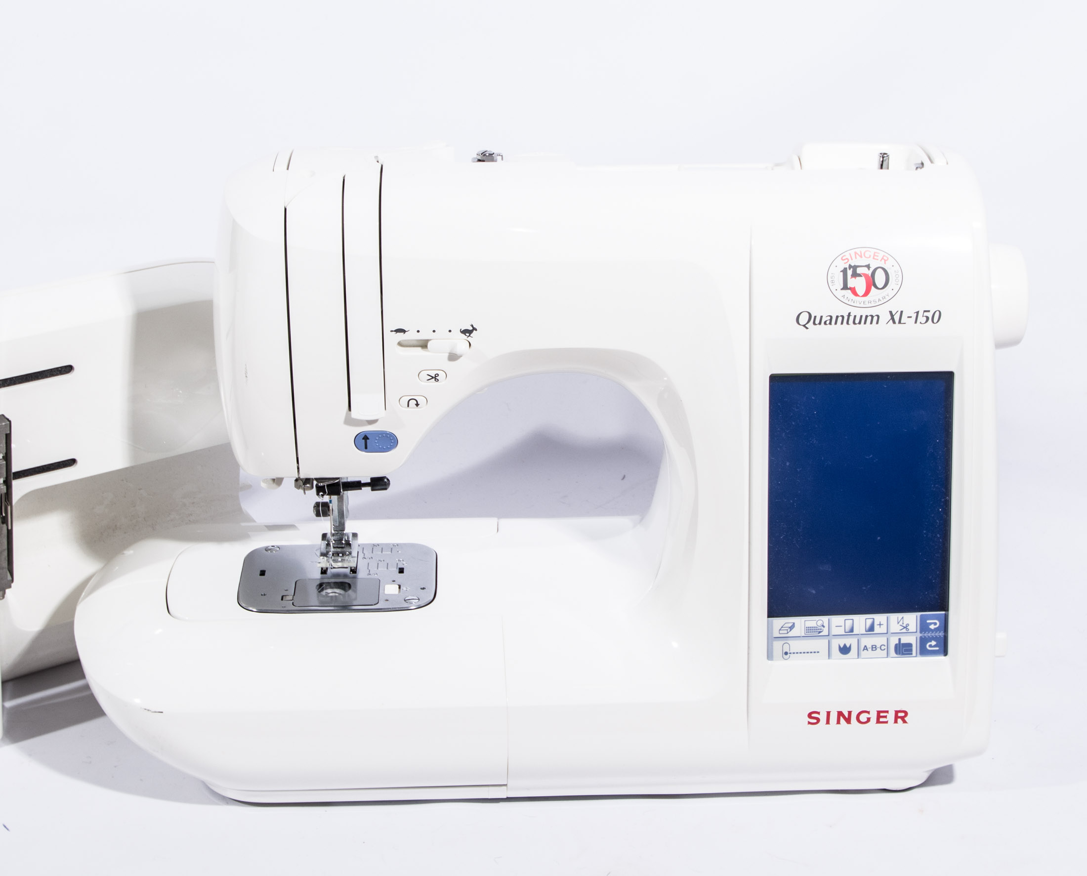 Singer Quantum XL-150 Embroidery Machine