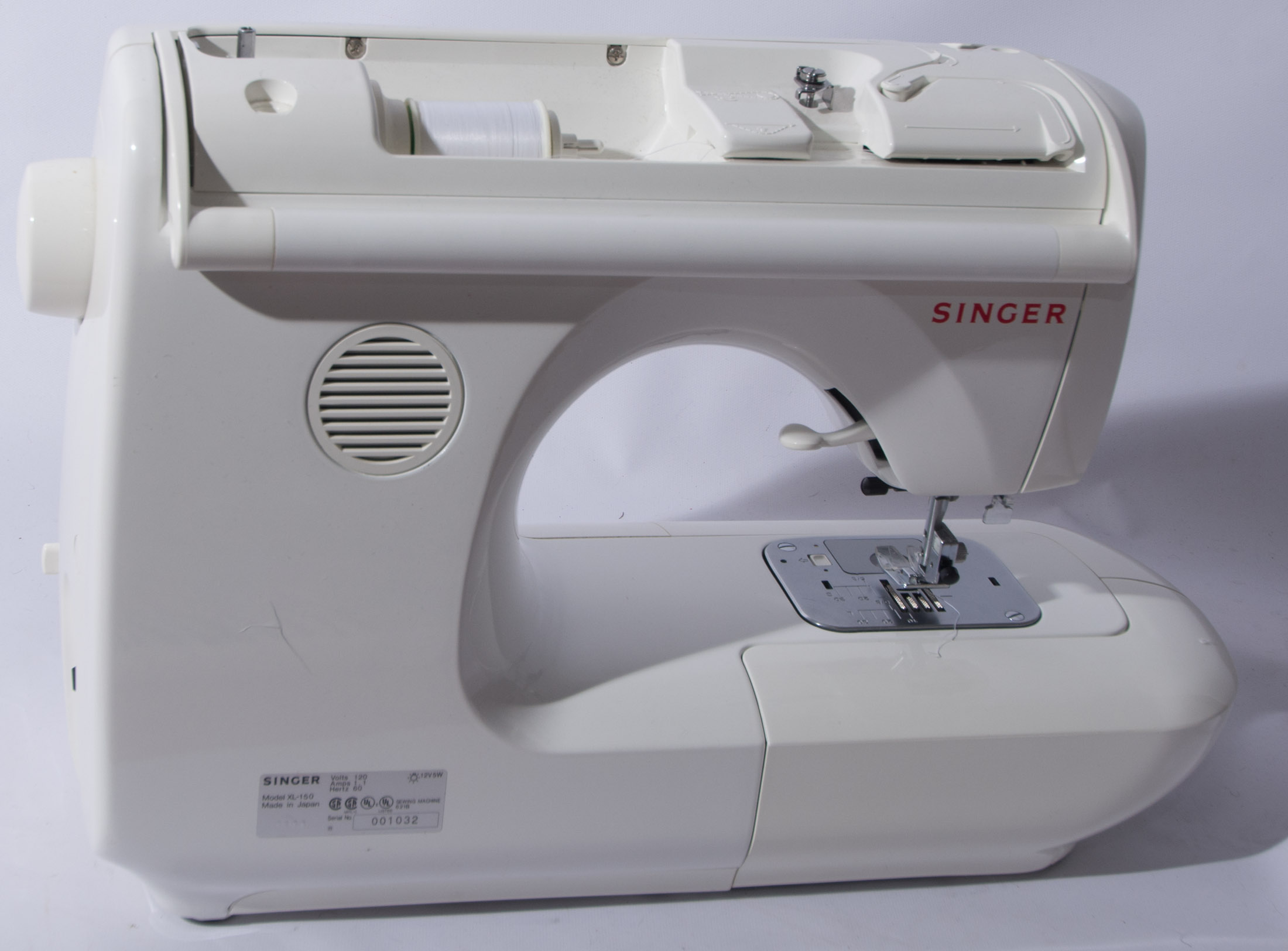 Singer Quantum XL-150 Embroidery Machine