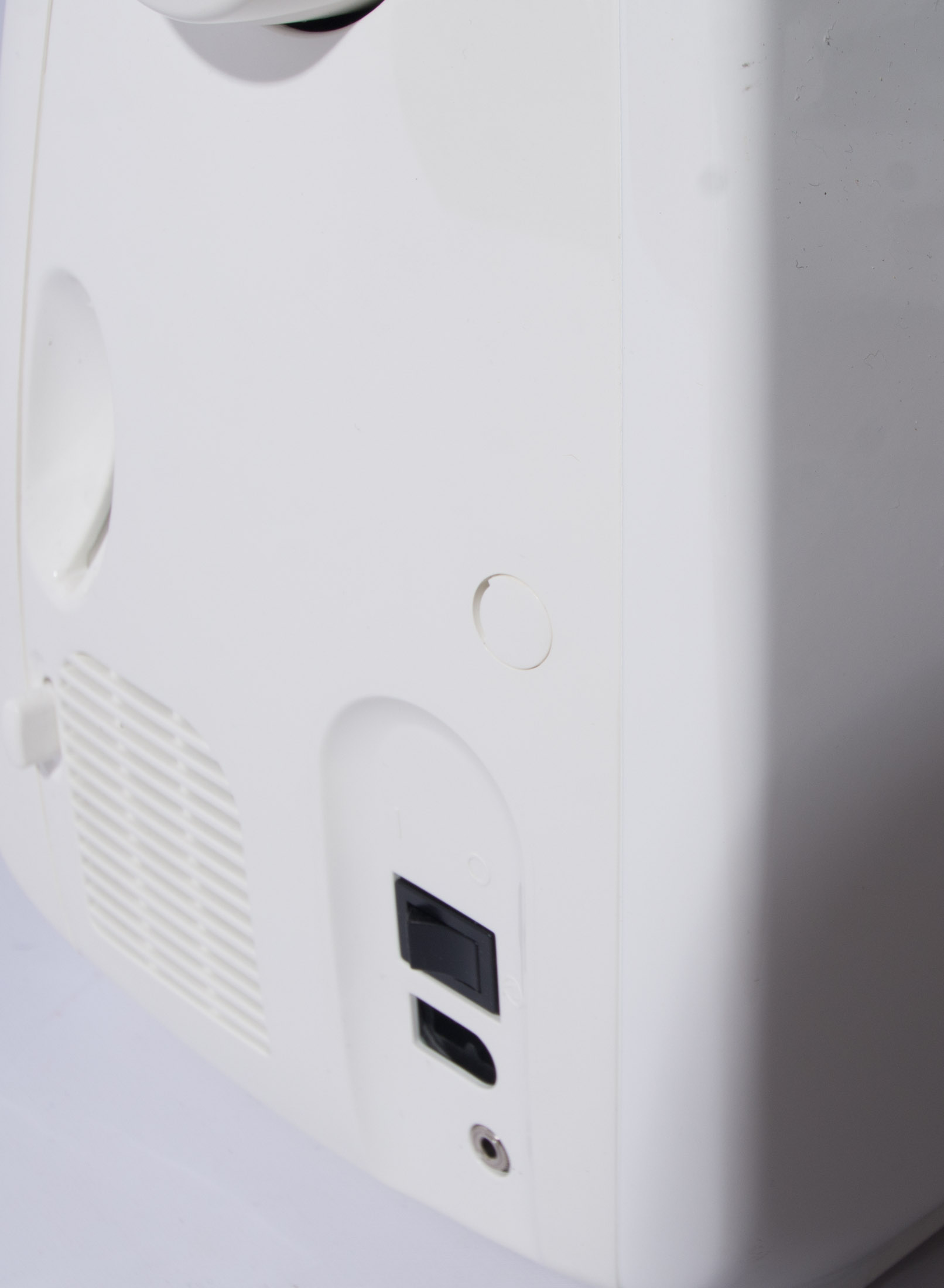 Singer Quantum XL-150 Embroidery Machine