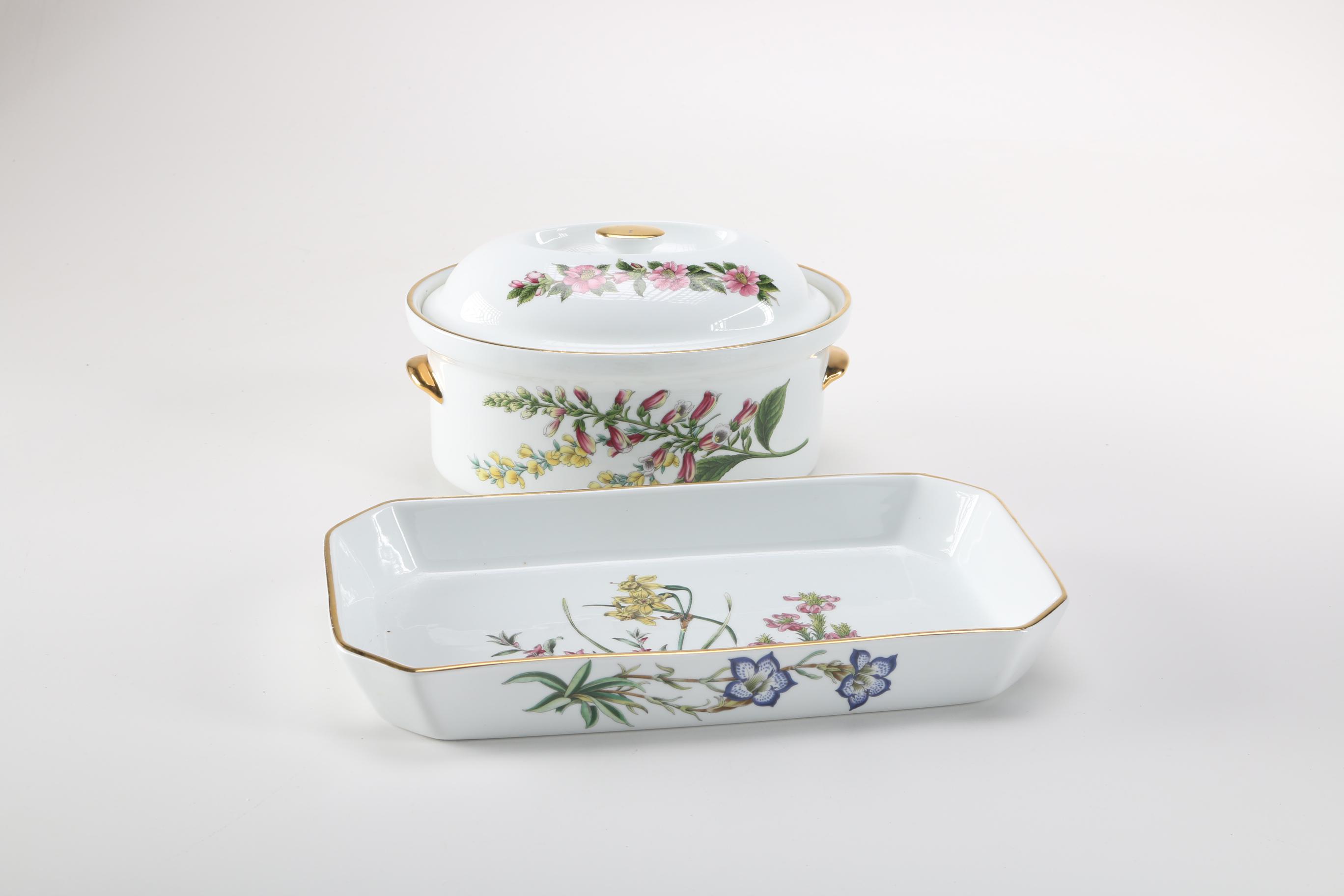 Late 20th Century Spode "Stafford Flowers" Bone China Serving Dishes