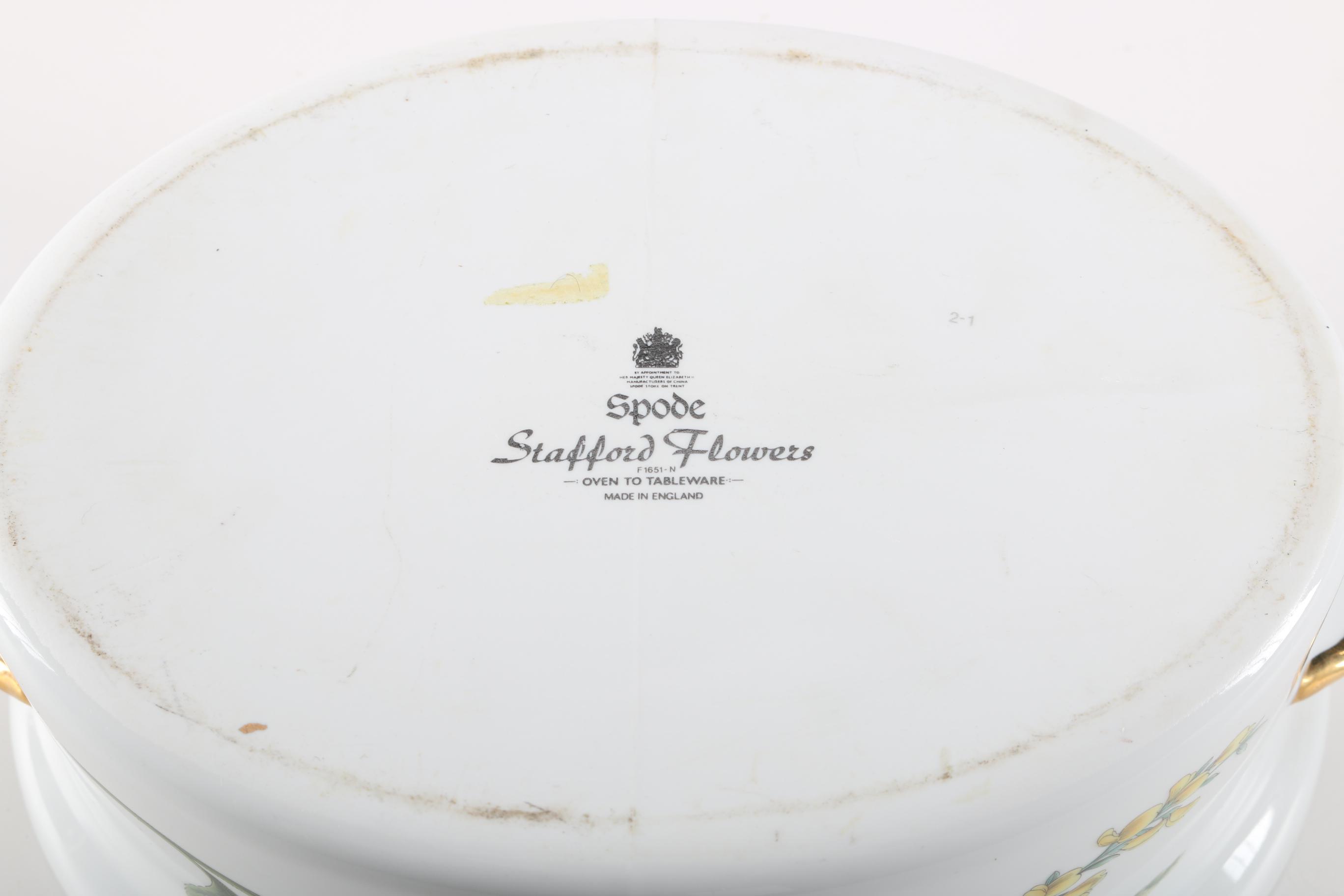 Late 20th Century Spode "Stafford Flowers" Bone China Serving Dishes