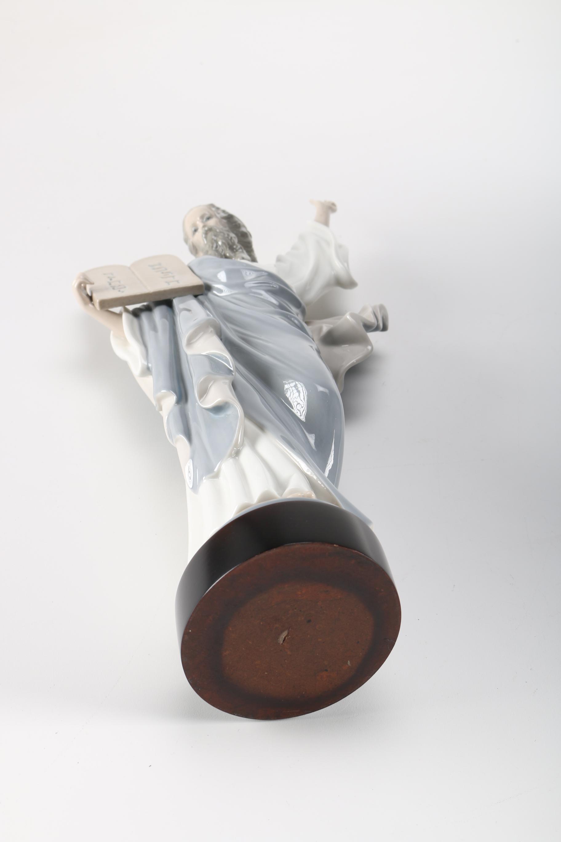 Lladró Porcelain Figurine of Moses With Tablet