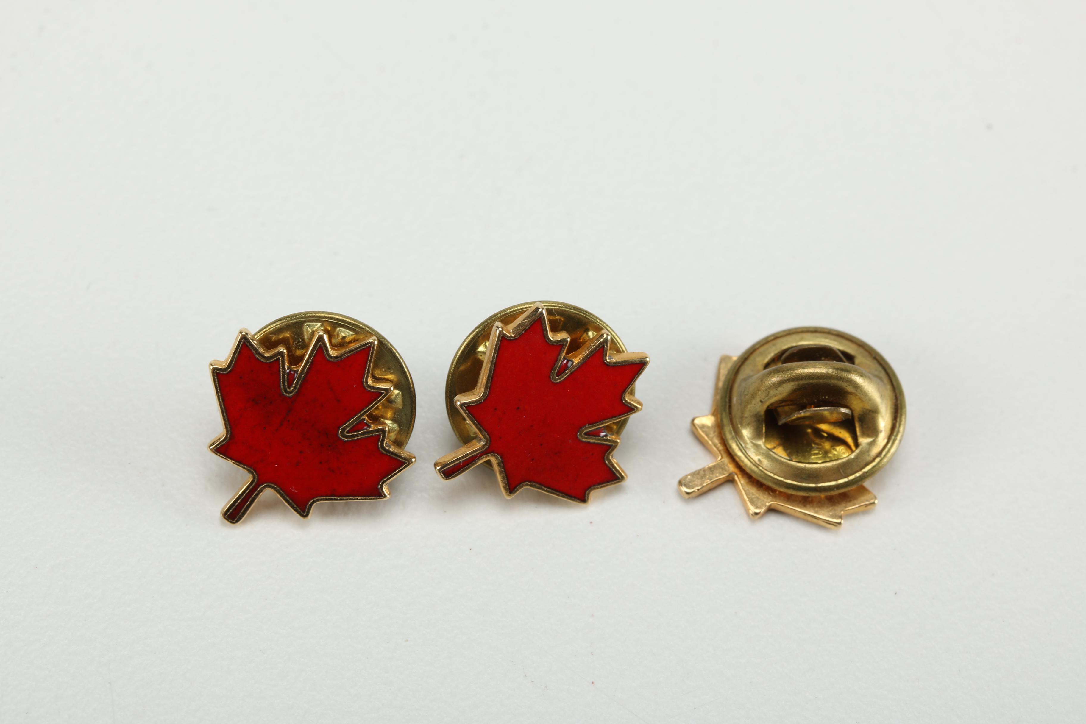 Men's Accessories With Leather Case, Including Cufflinks and Pocket Knife