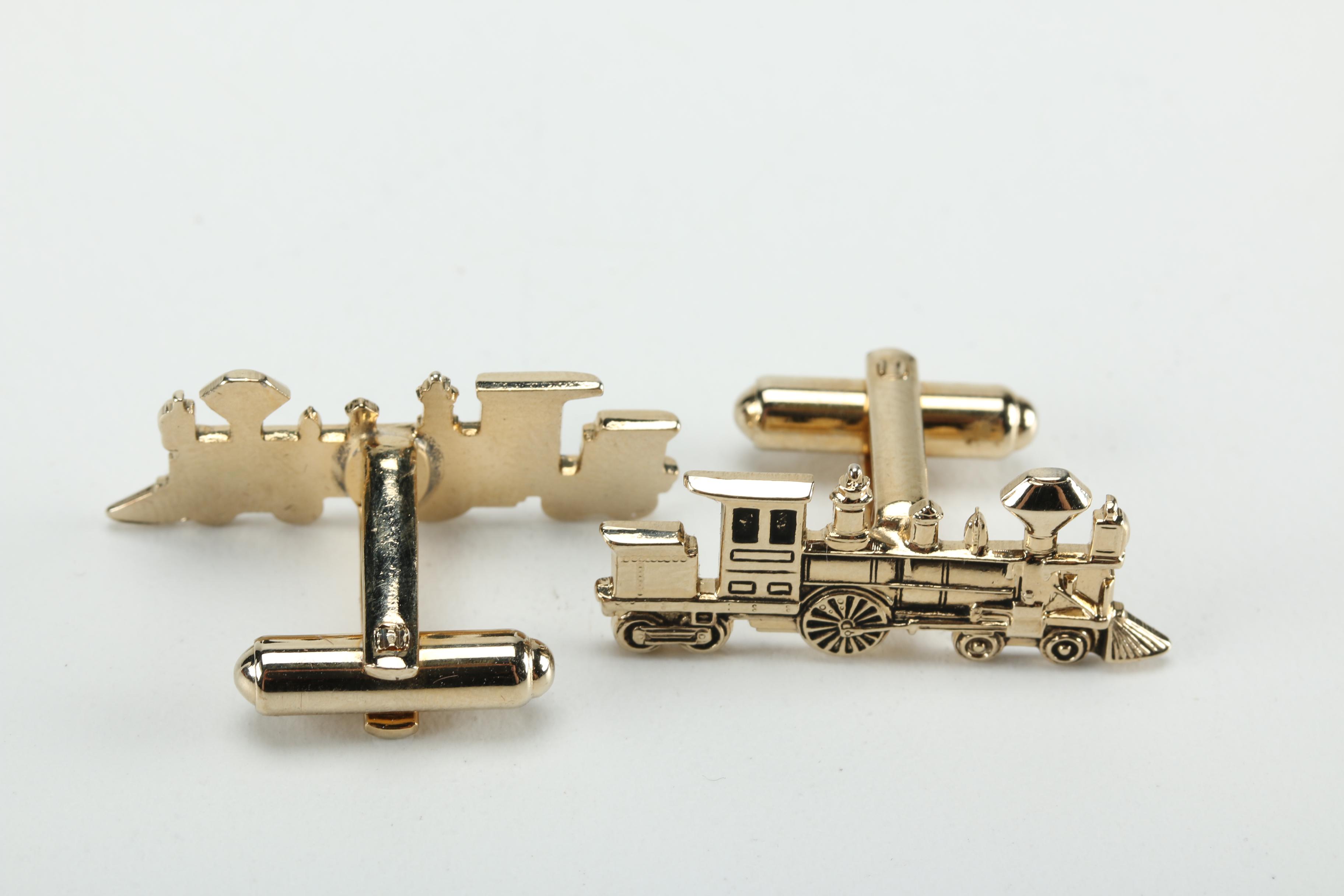 Men's Accessories With Leather Case, Including Cufflinks and Pocket Knife