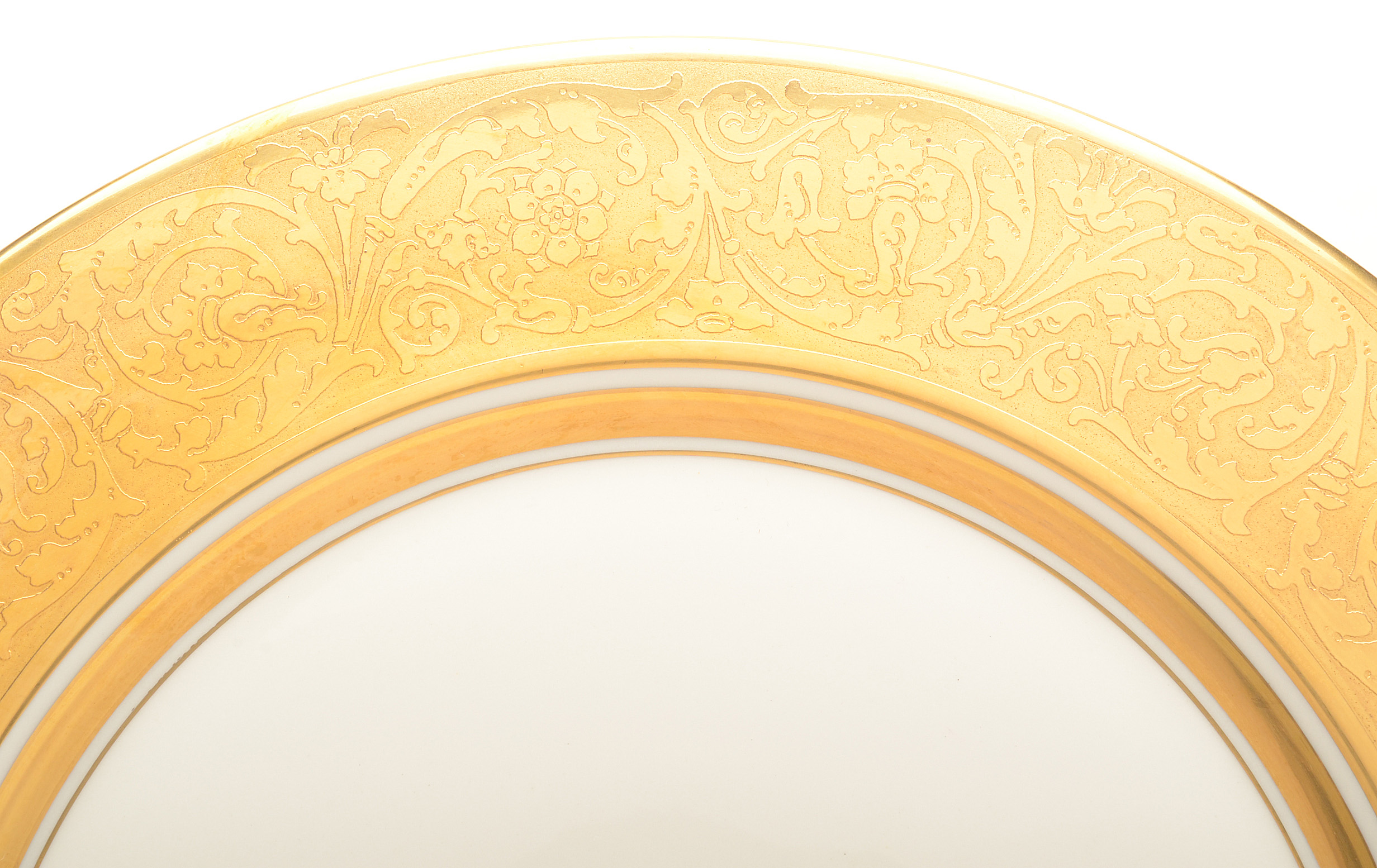 Herschede Jewelers Dinner Plates with Gilt Rim
