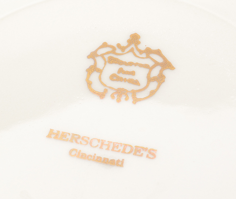 Herschede Jewelers Dinner Plates with Gilt Rim