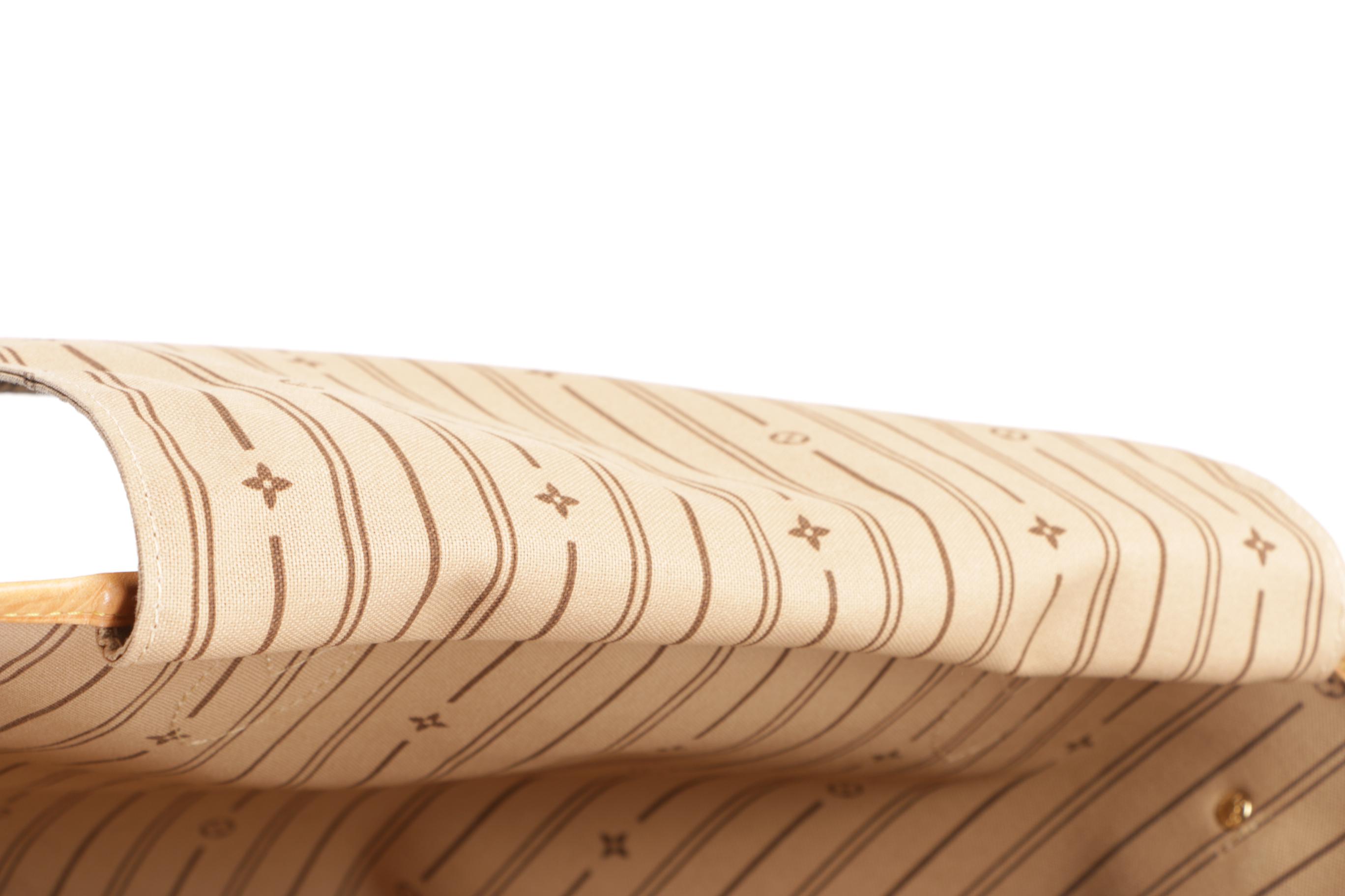 Louis Vuitton Monogram Neverfull MM Tote