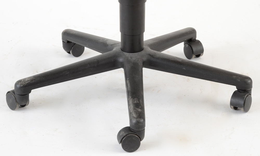 Contemporary Office Chair