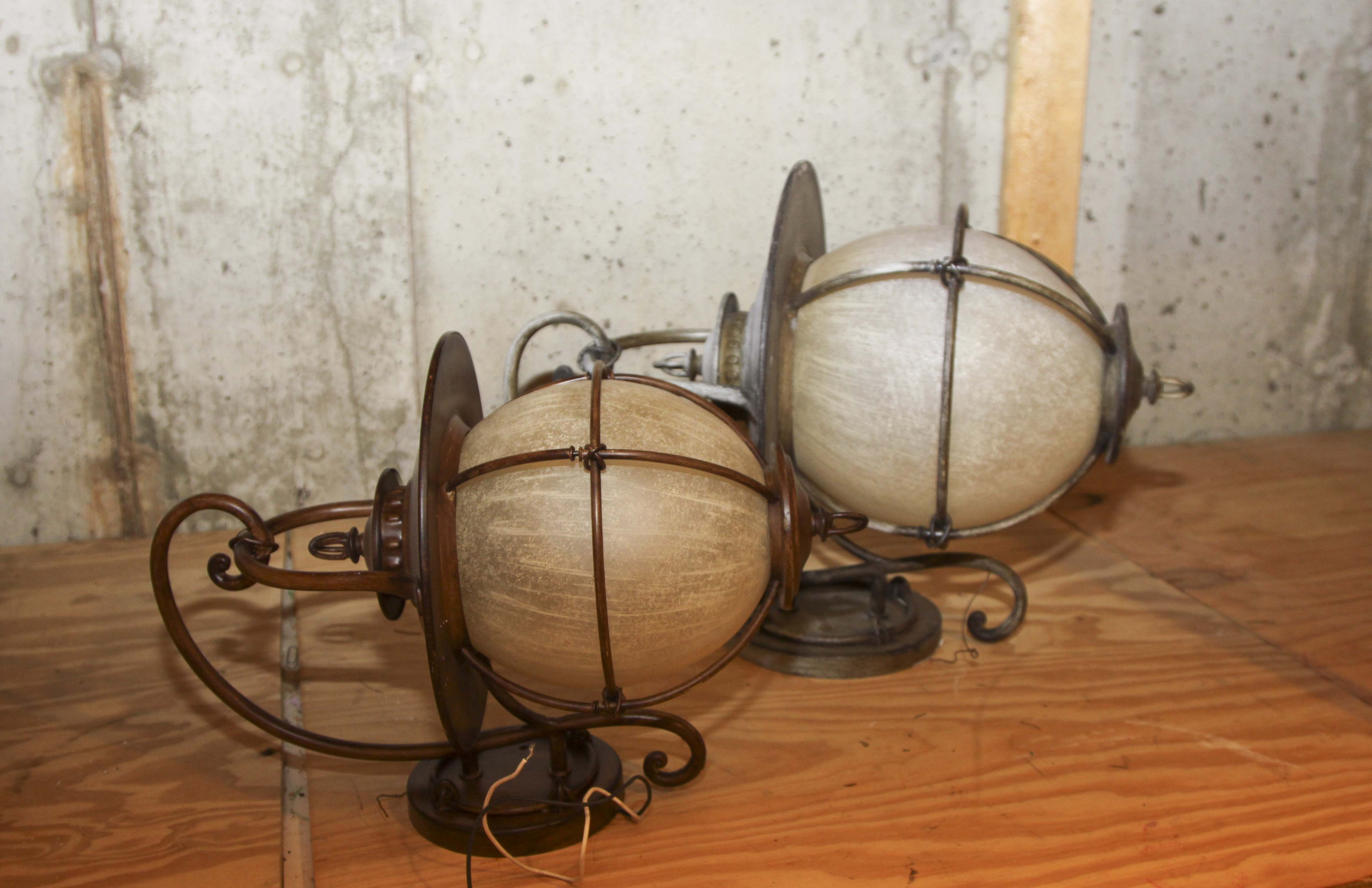 Outdoor Light Fixtures