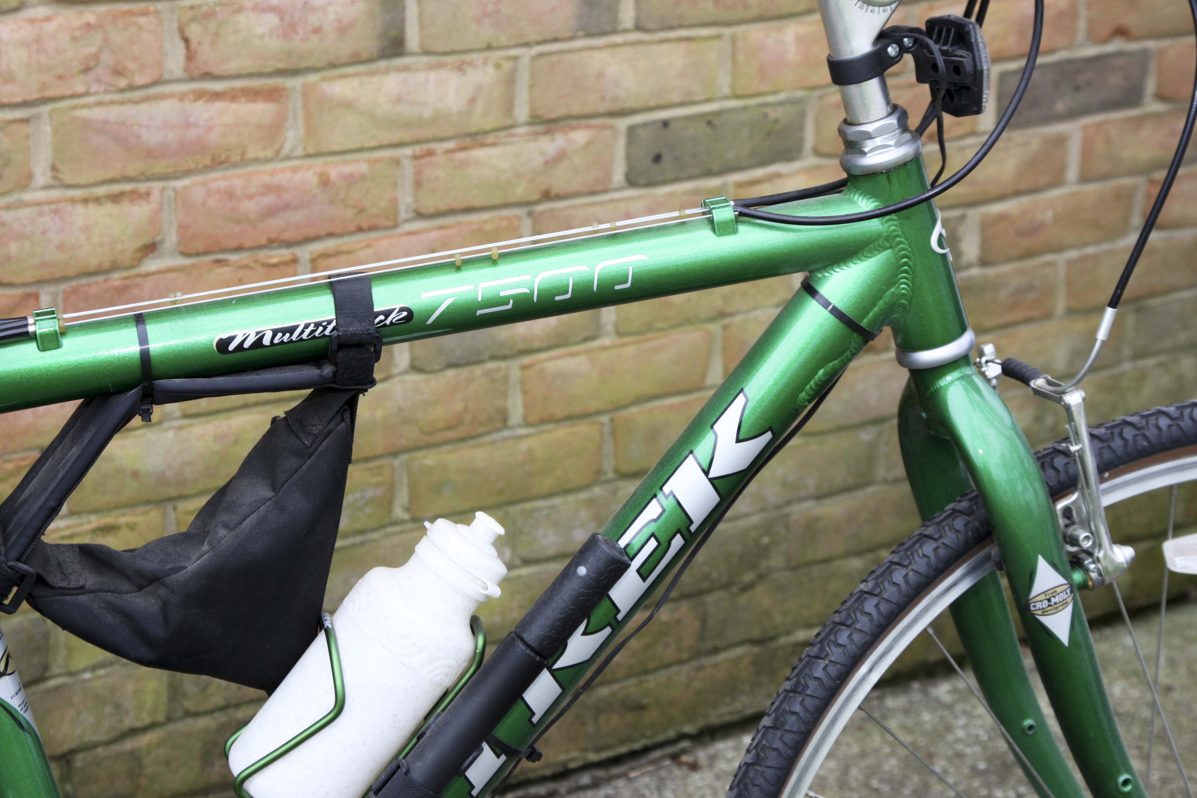 A Roland Women's Bicycle and a Men's Trek 7500 Bicycle