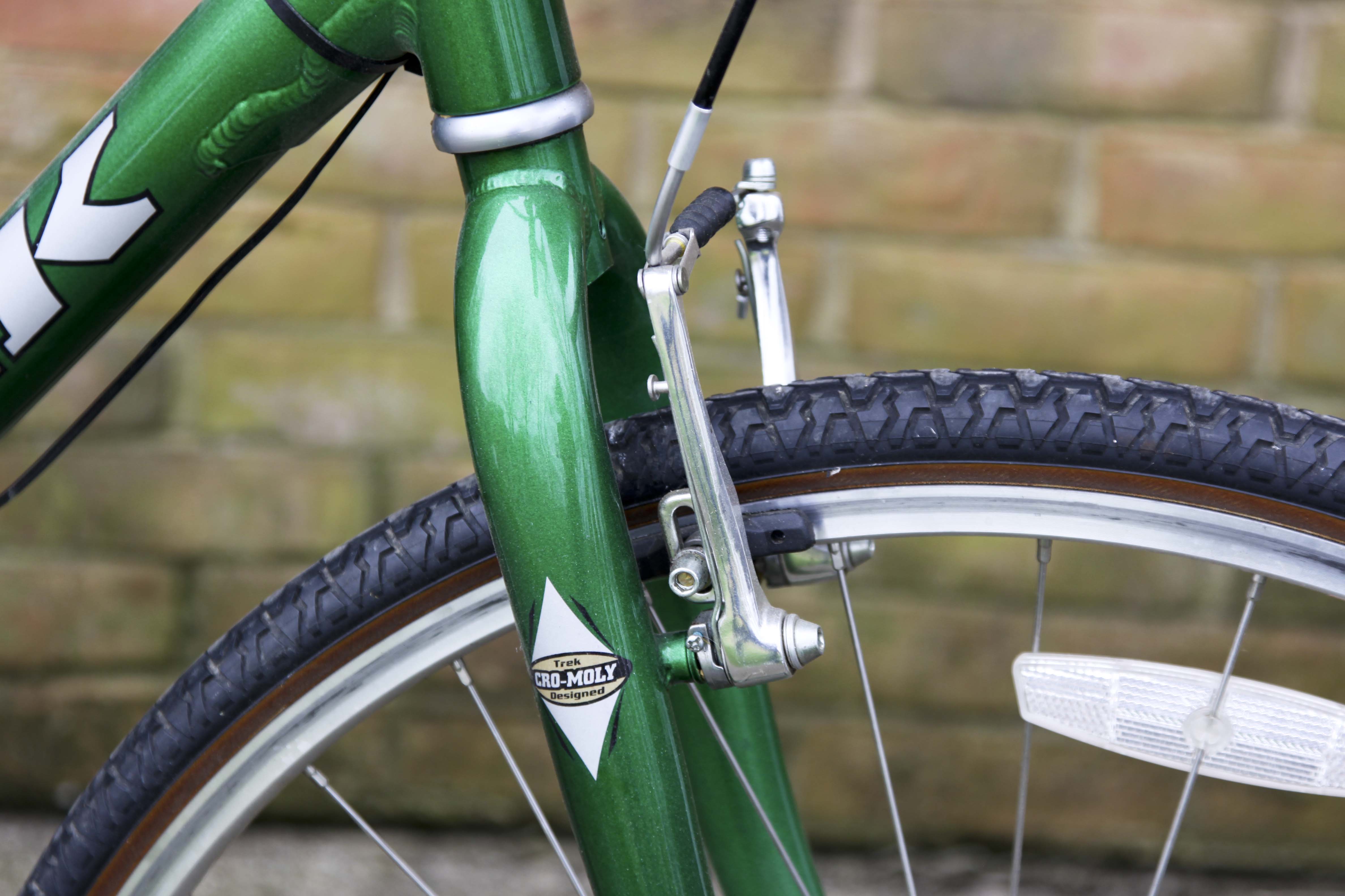 A Roland Women's Bicycle and a Men's Trek 7500 Bicycle