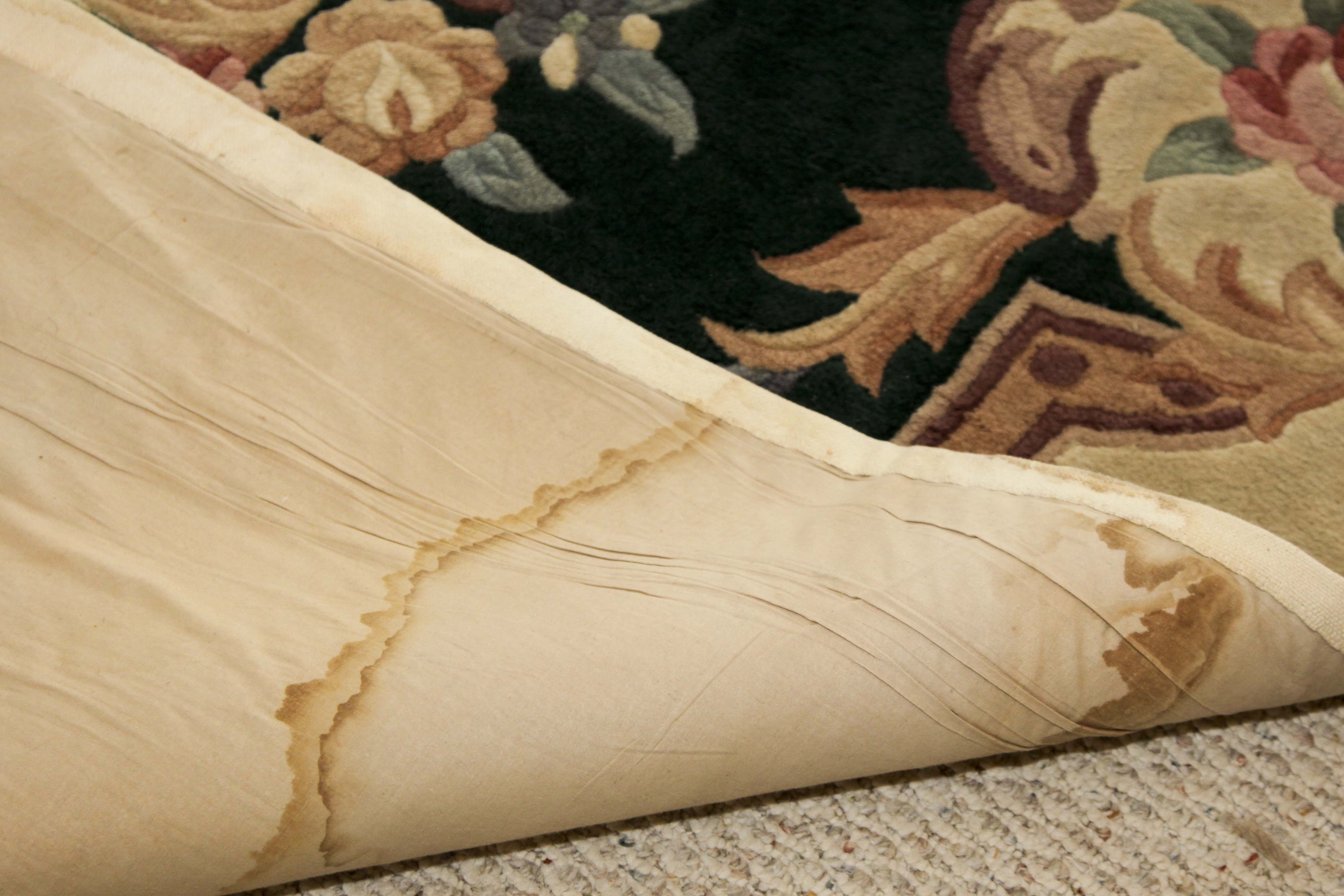 Tufted Chinese Aubusson-Style Carved Area Rug