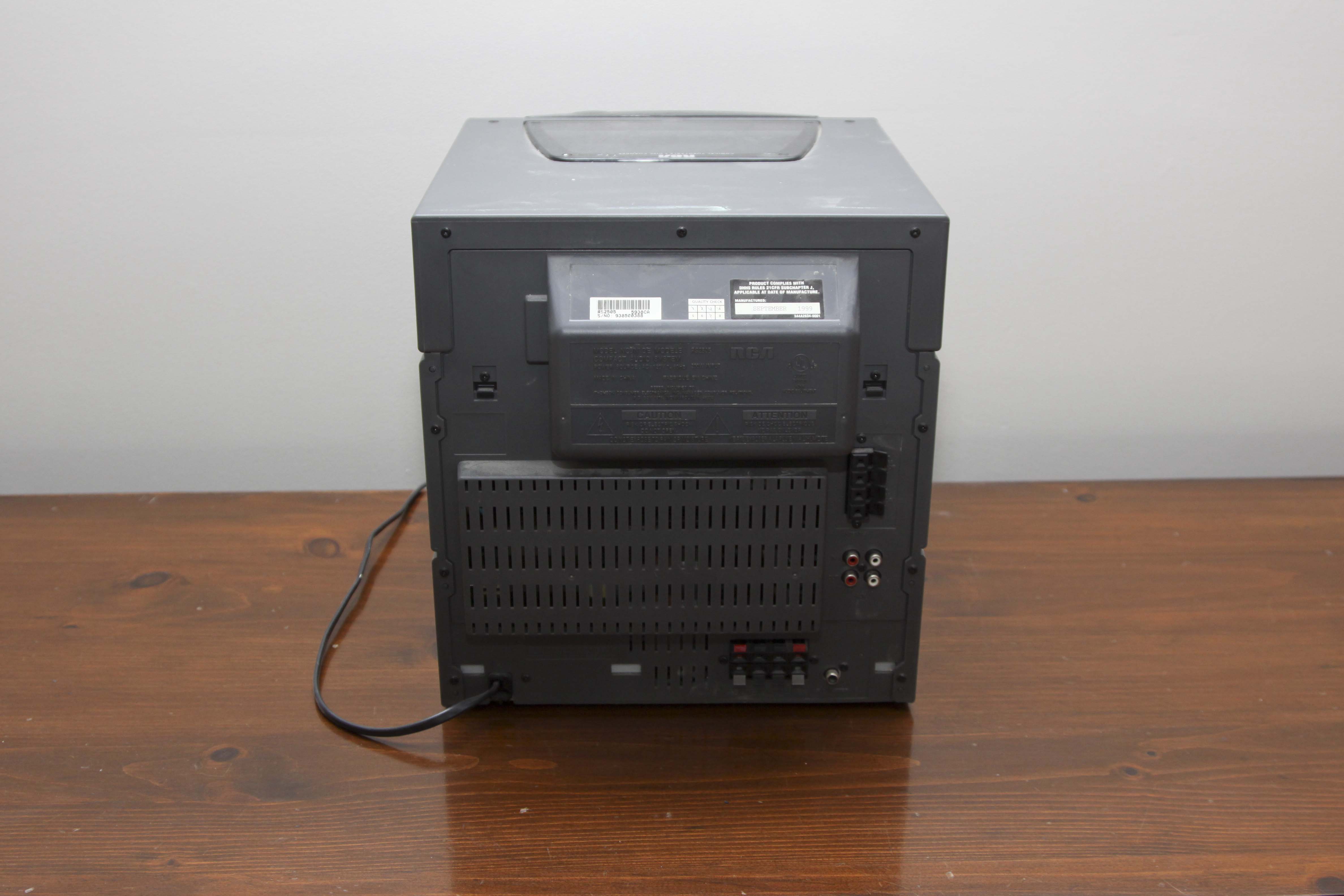 RCA 5-Disc Bookshelf Stereo