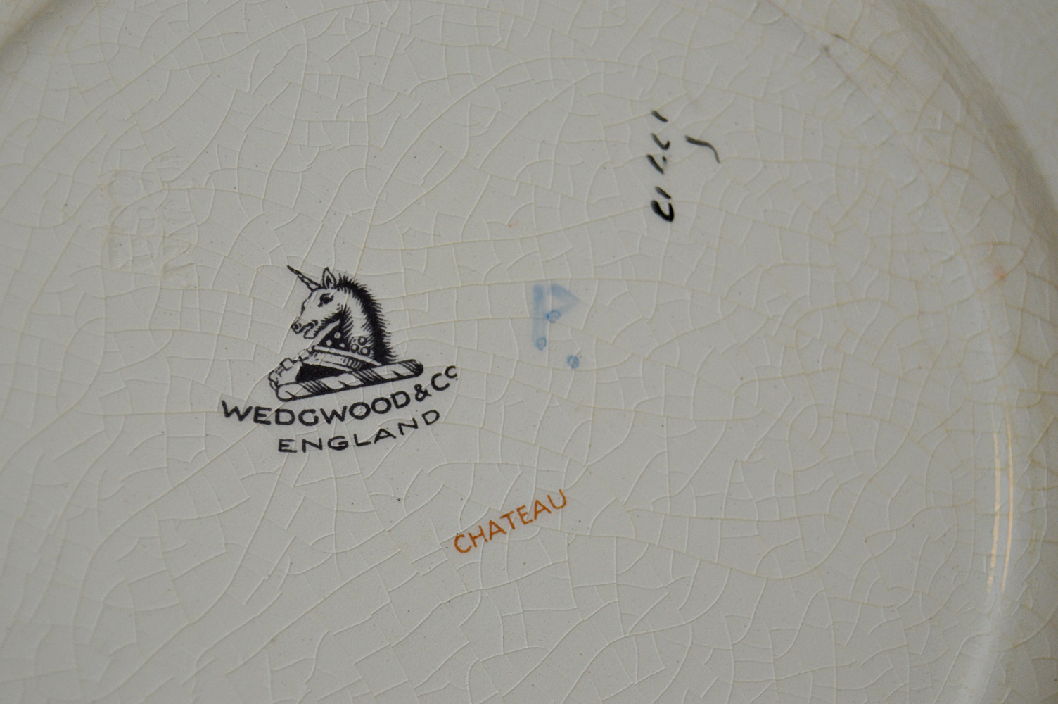 Antique China Tableware with Wedgwood, Limoges